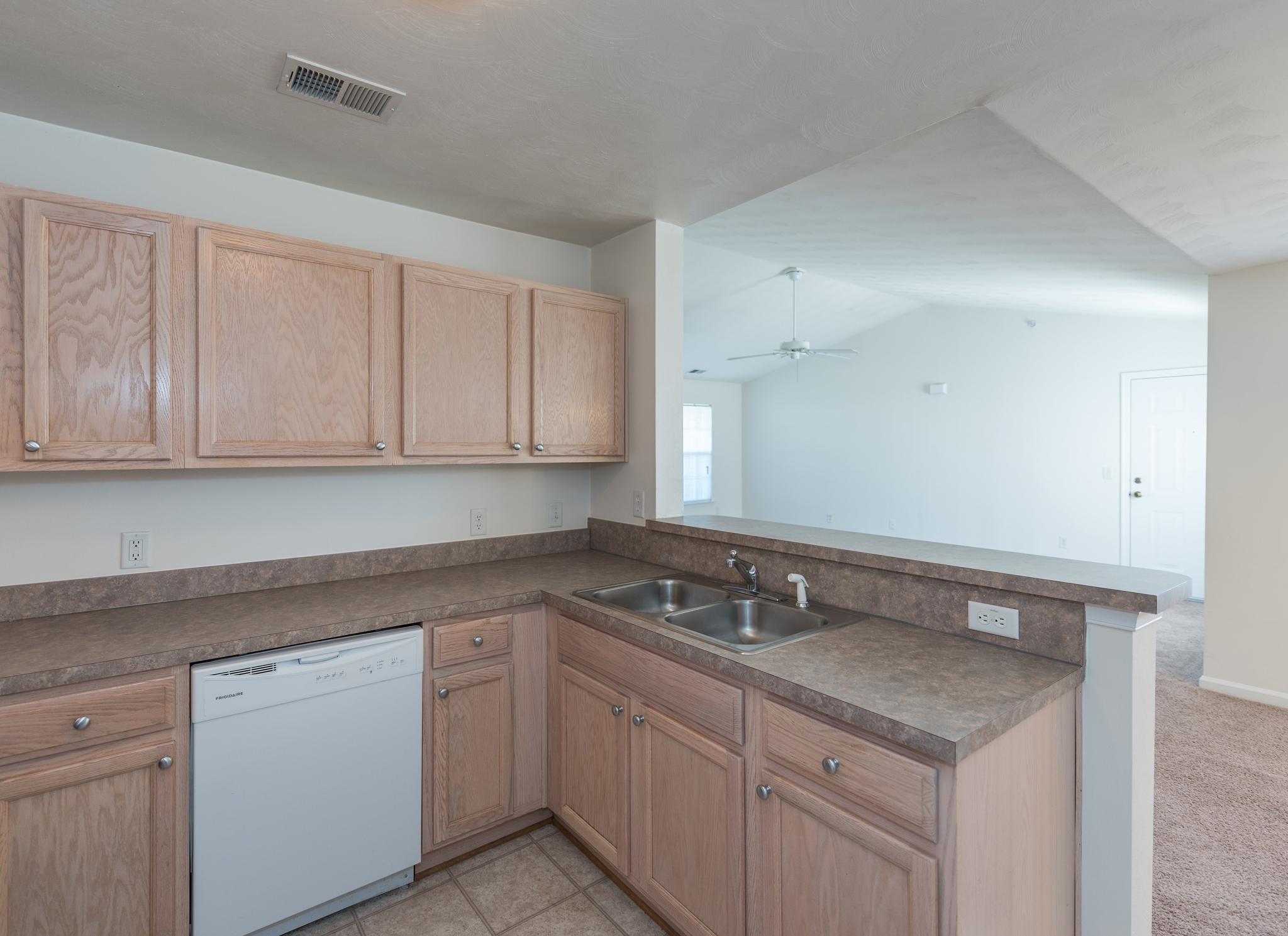 View Photos & Take A Virtual Tour Magnolia Run