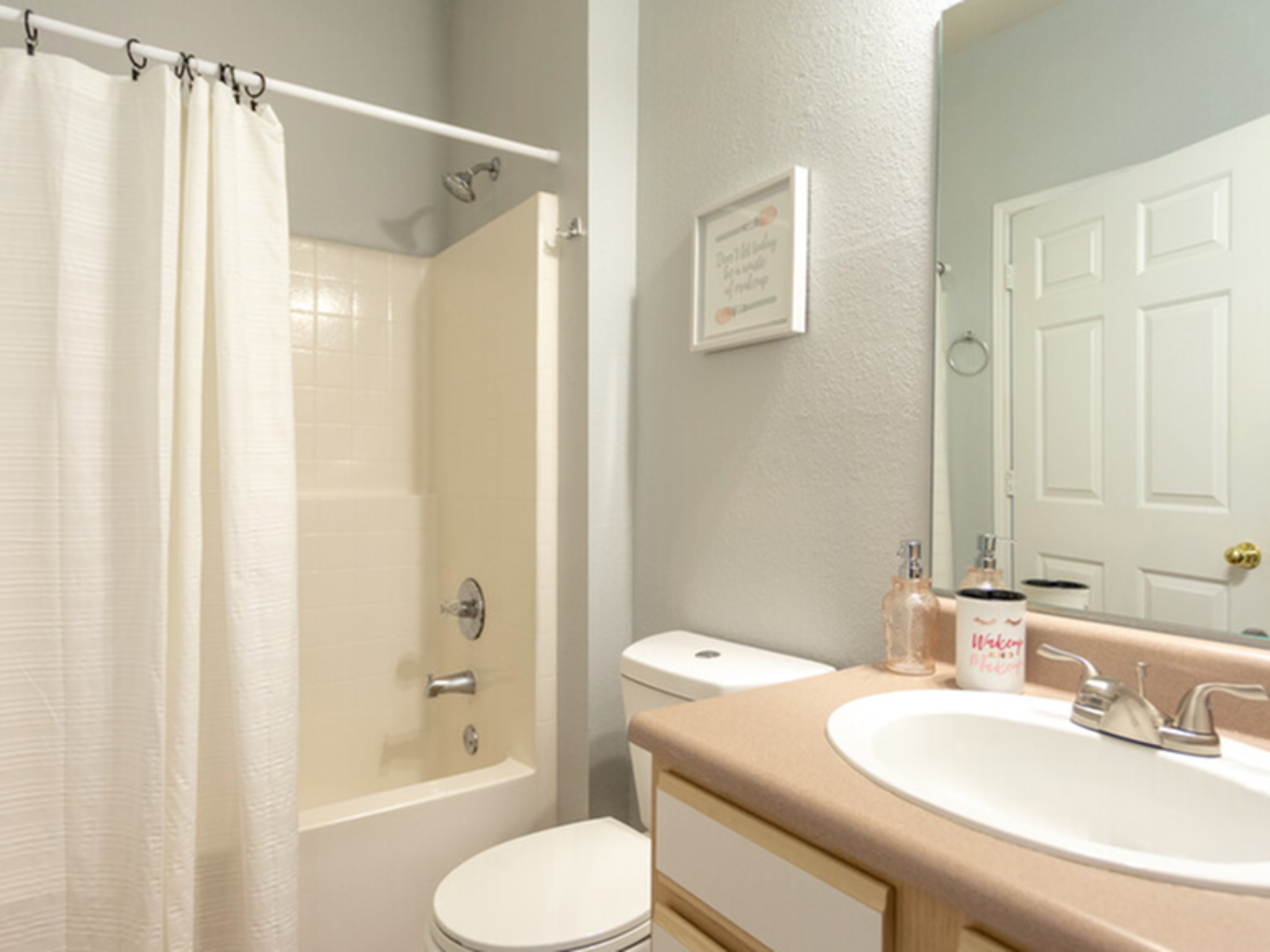 Photo Gallery & Video Tour Vie at University Downs OffCampus Rentals