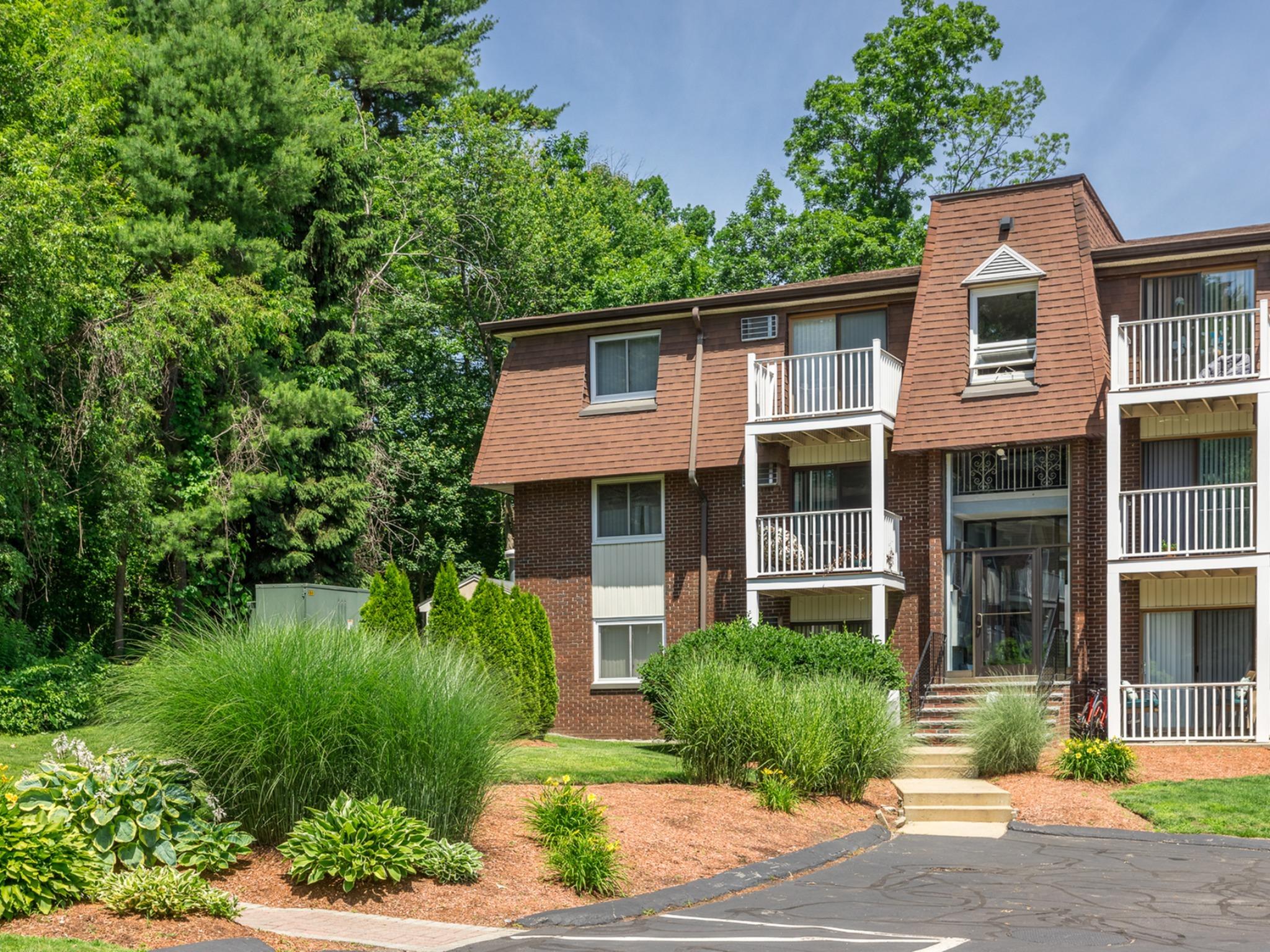 View Our Photo Gallery Pheasant Run Apartments
