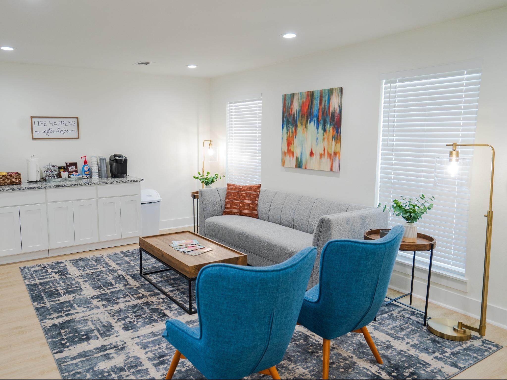 View Photos The Aspen Apartments