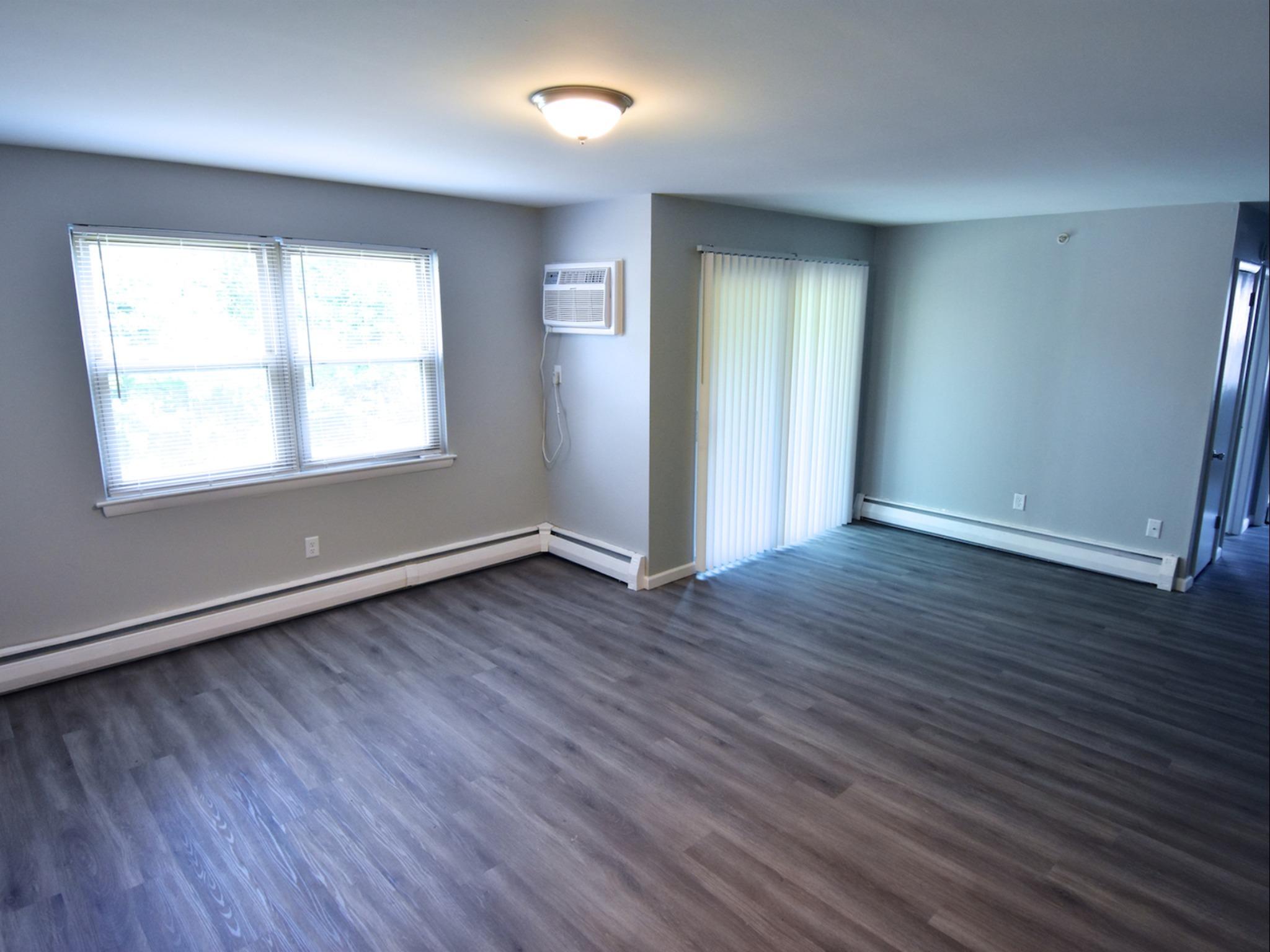 View Photos Princeton Apartments