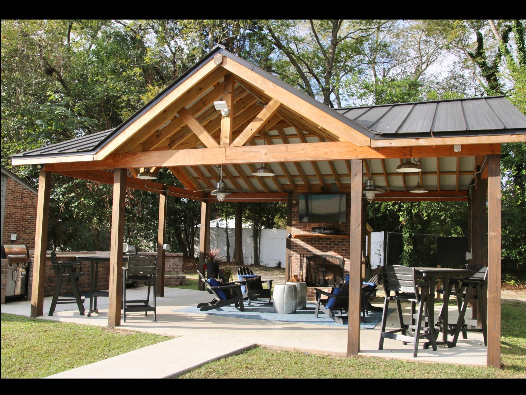 View Photos Gatewood