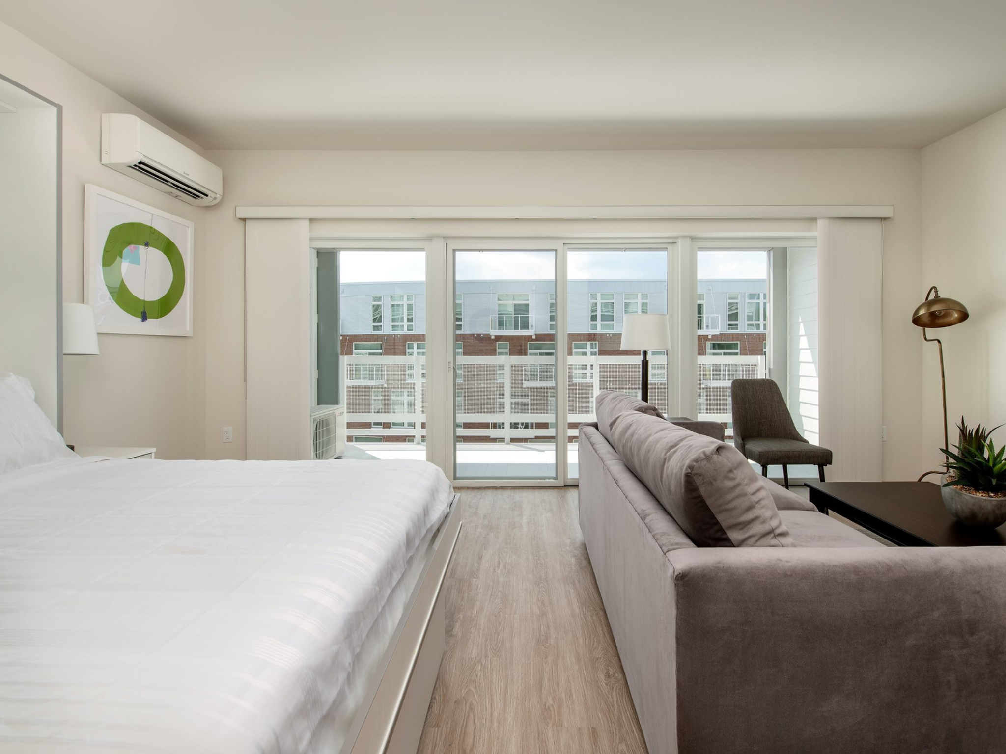 Photos & Virtual Tour Rhythm Milwaukee Apartments