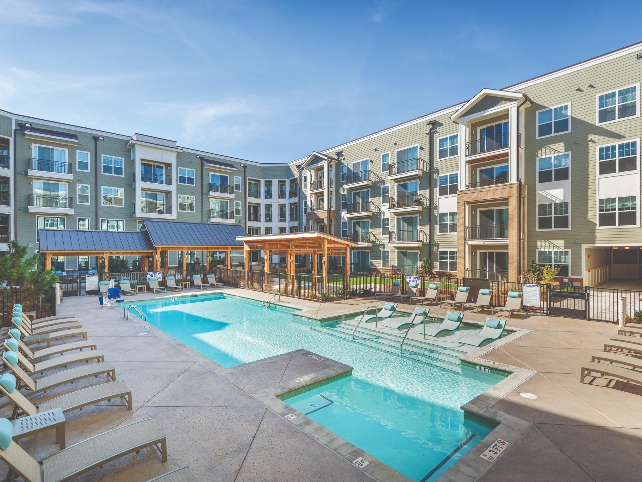 View Photos The Cardinal Apartments