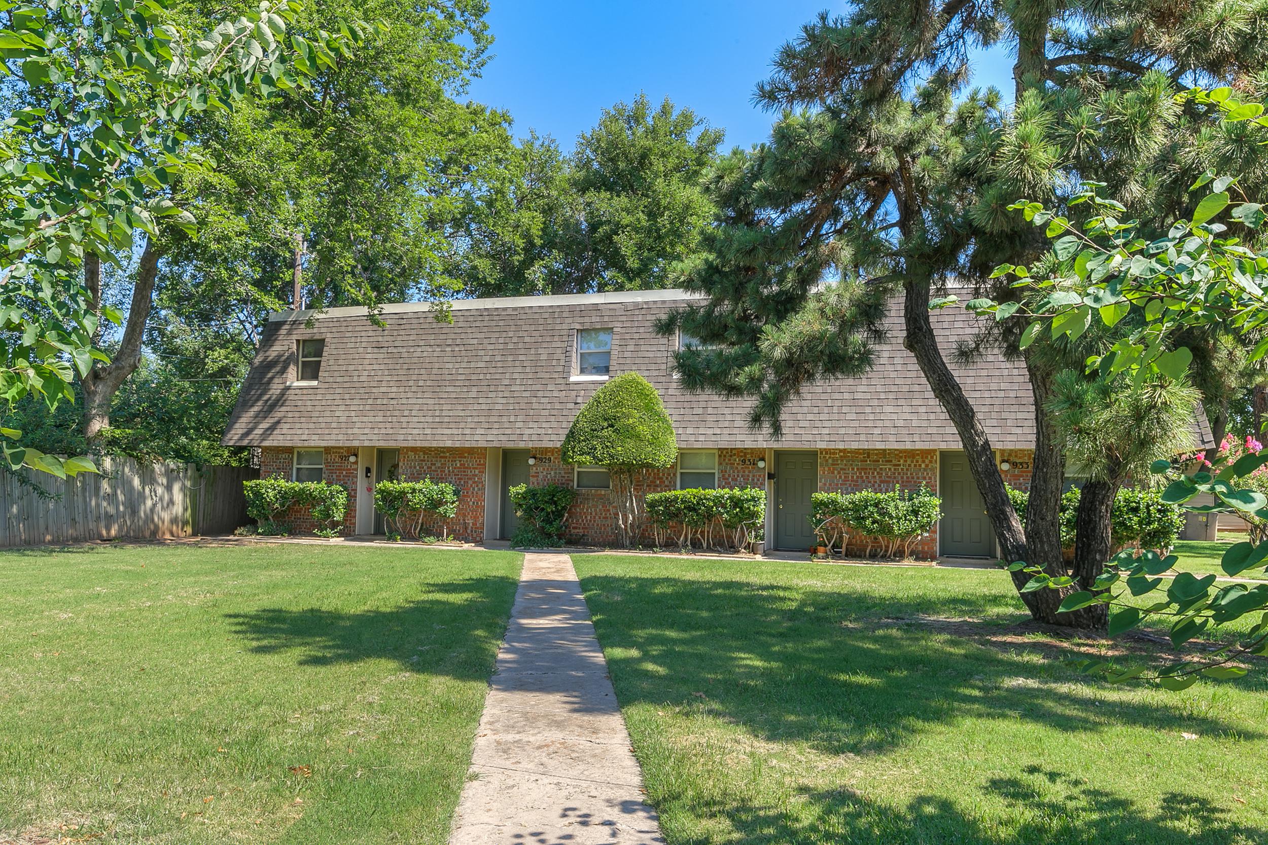 View Photos Norman Apartments