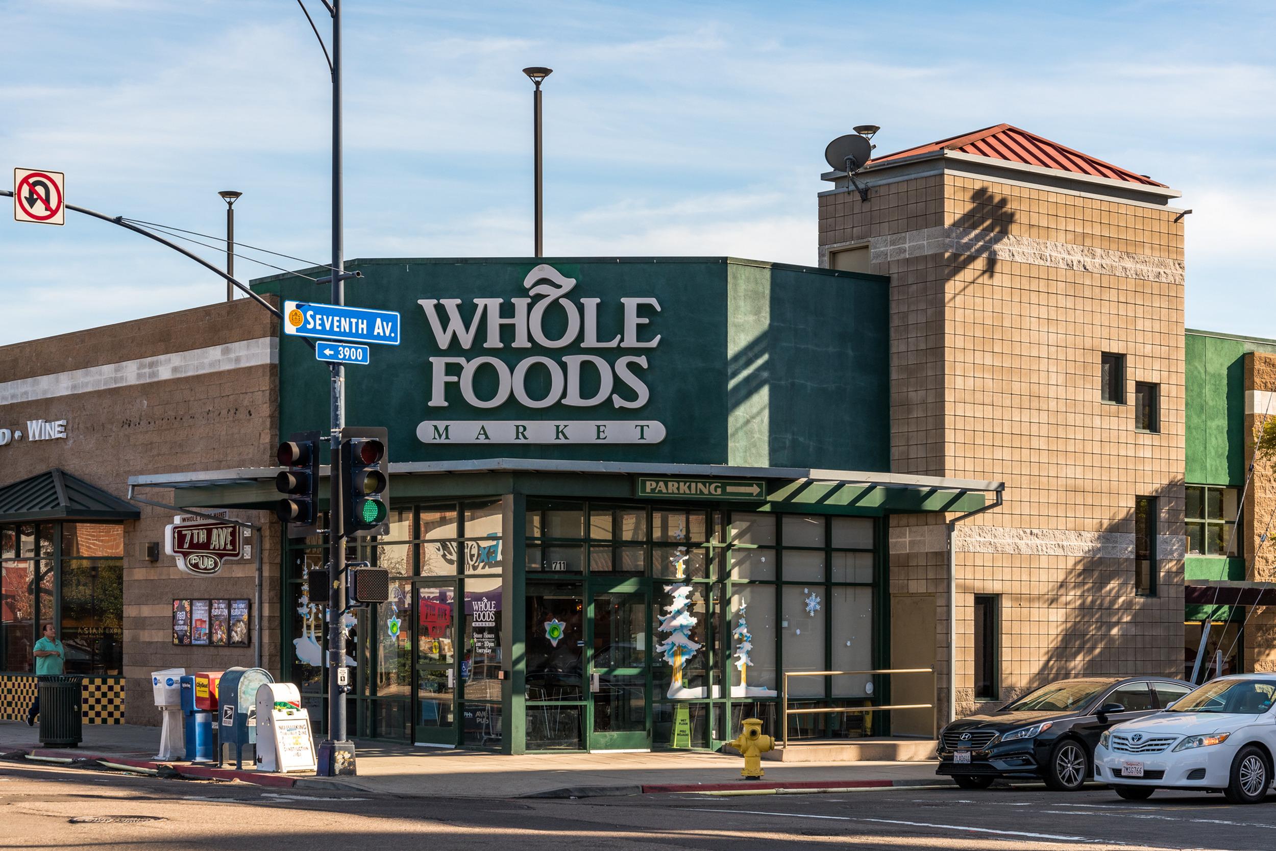 View Photos The Warwick