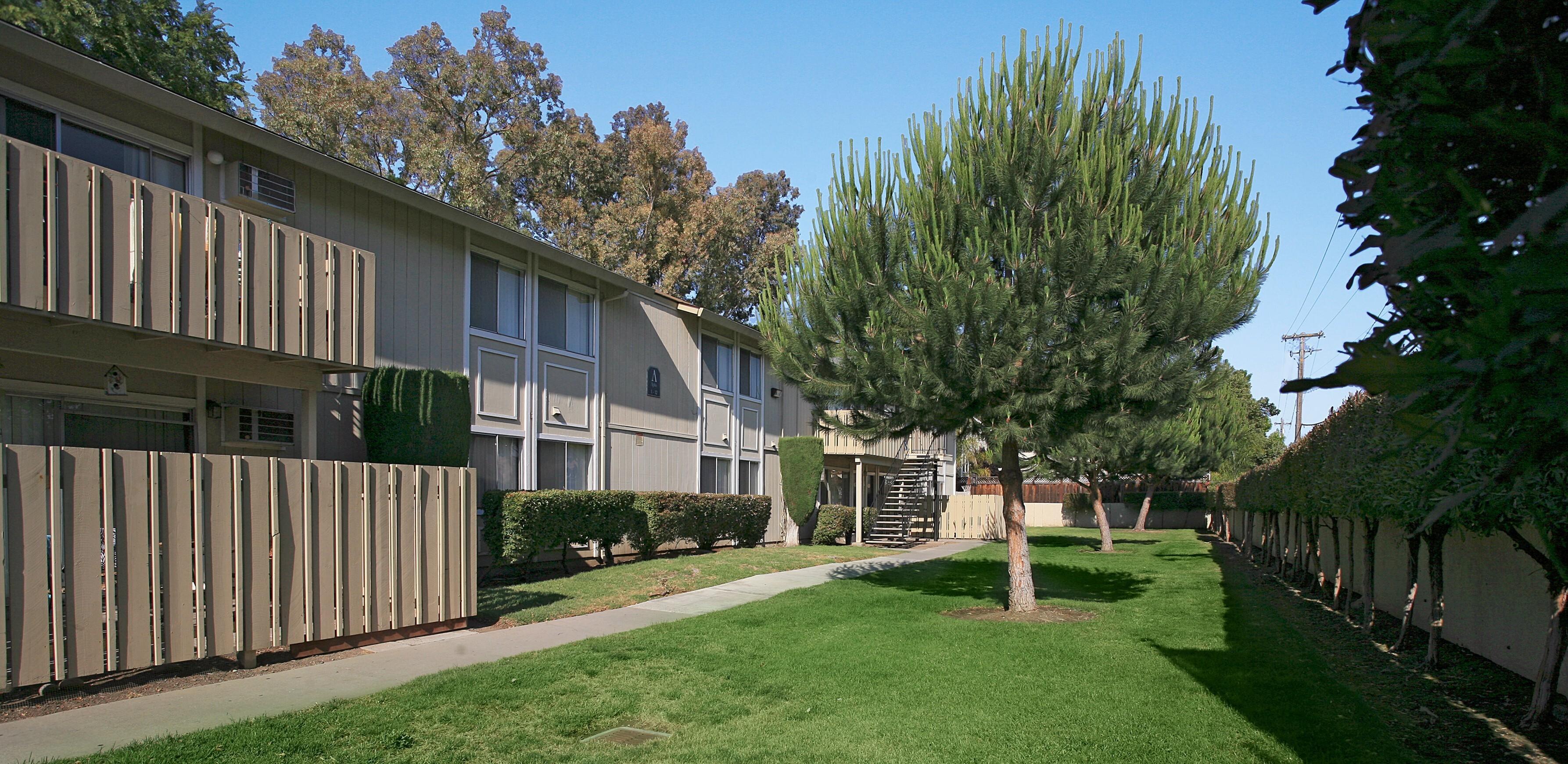 View Photos Almaden Terrace San Jose Apartments for Rent