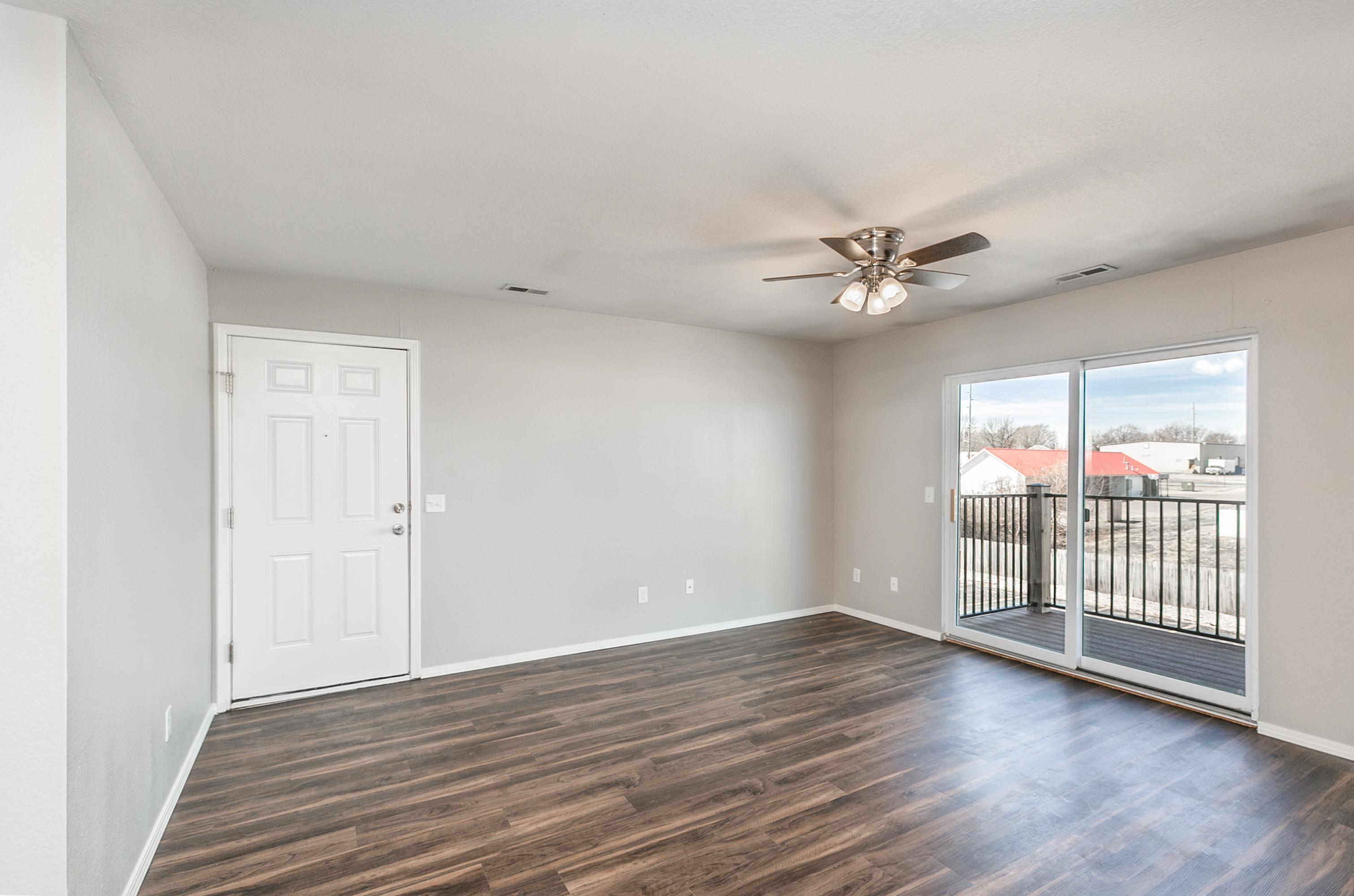 View Photos Maple Gardens Apartments