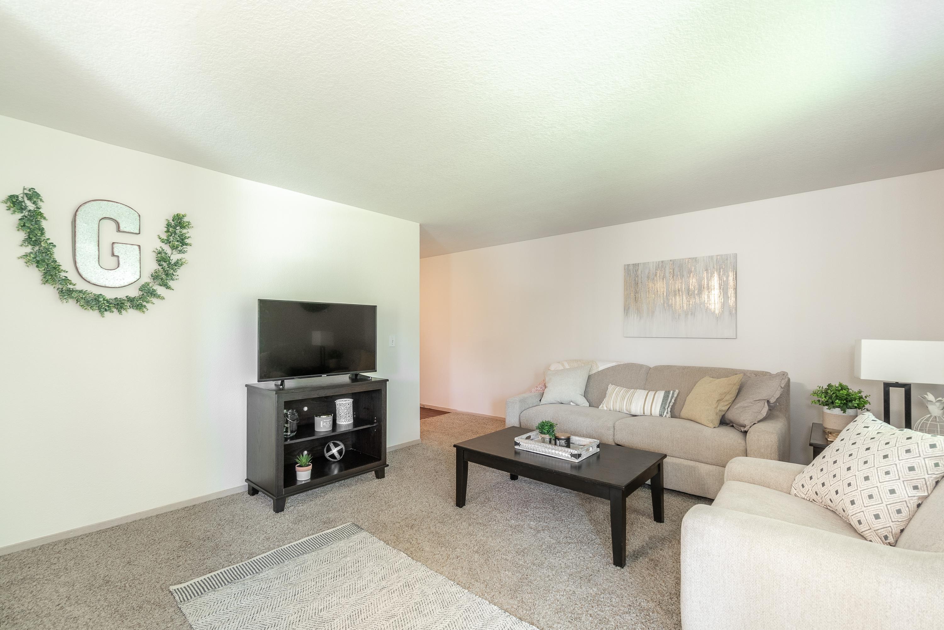 View Photos & Take A Virtual Tour Grand Oaks Corvallis Apartments