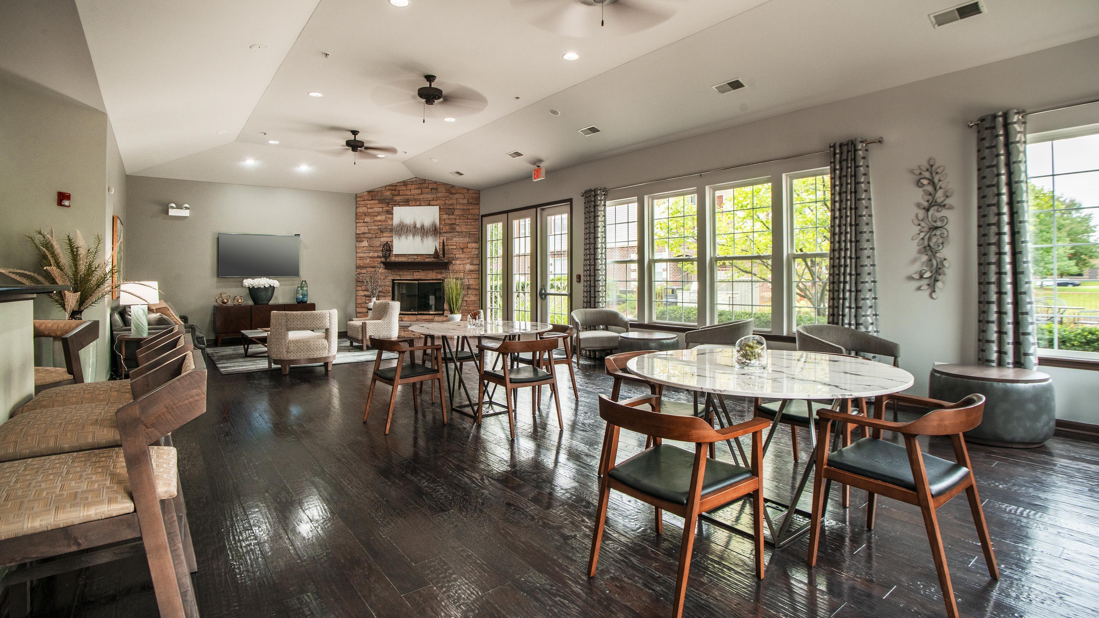 Naperville IL Apartment Rentals Railway Plaza Luxury Apartments in Naperville IL