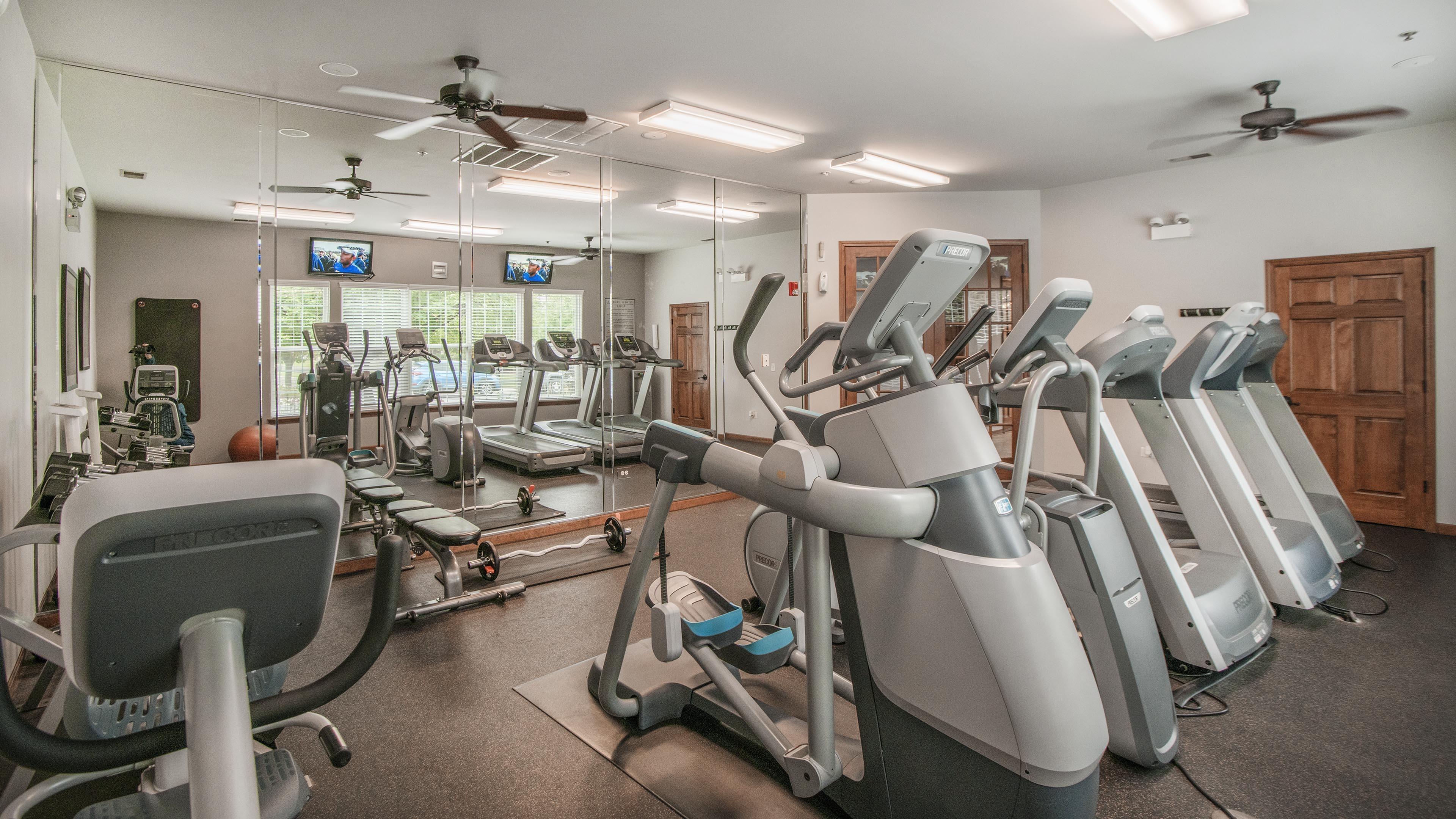 Naperville IL Apartment Rentals Railway Plaza Luxury Apartments in