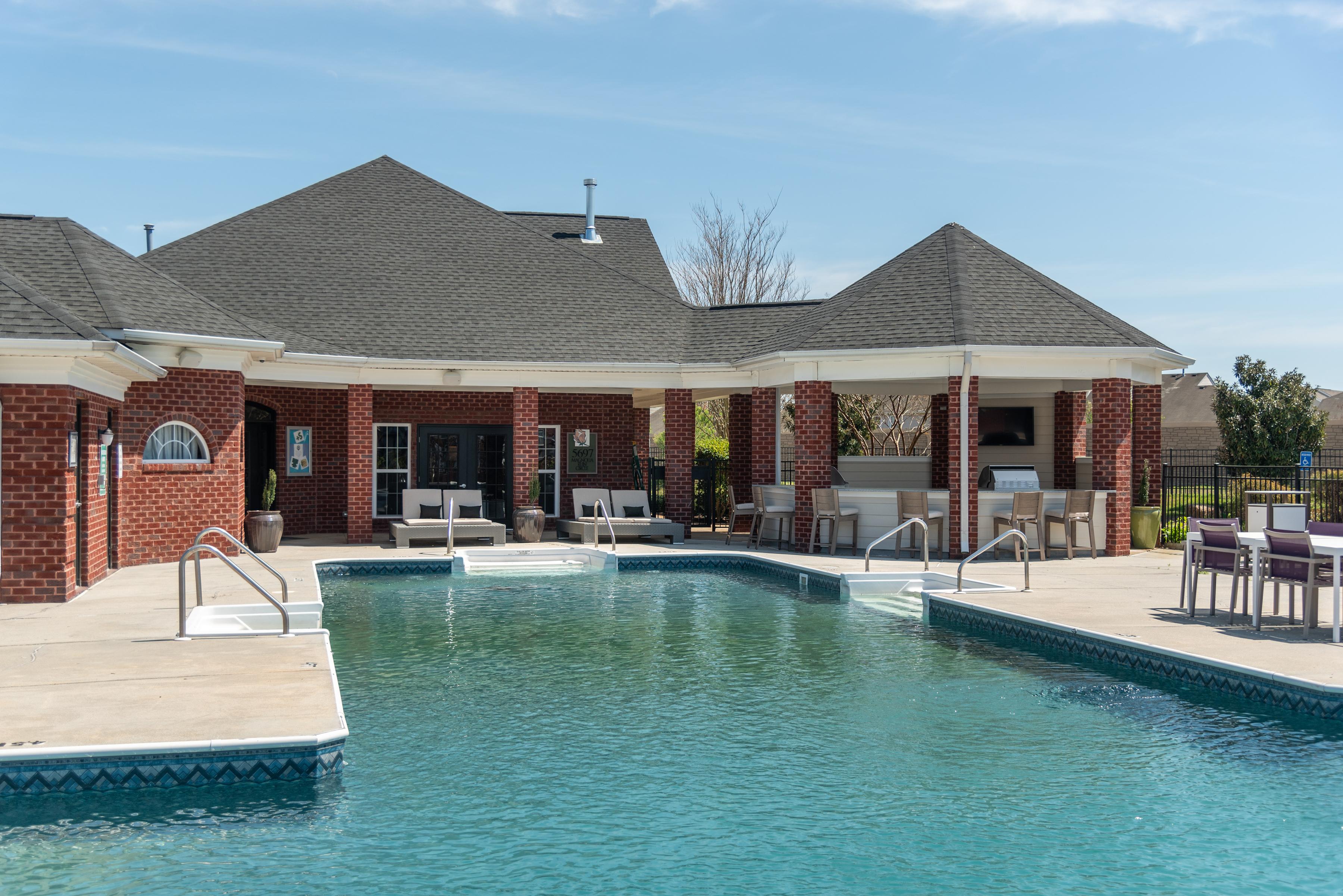 View Photos & Take A Virtual Tour Magnolia Run