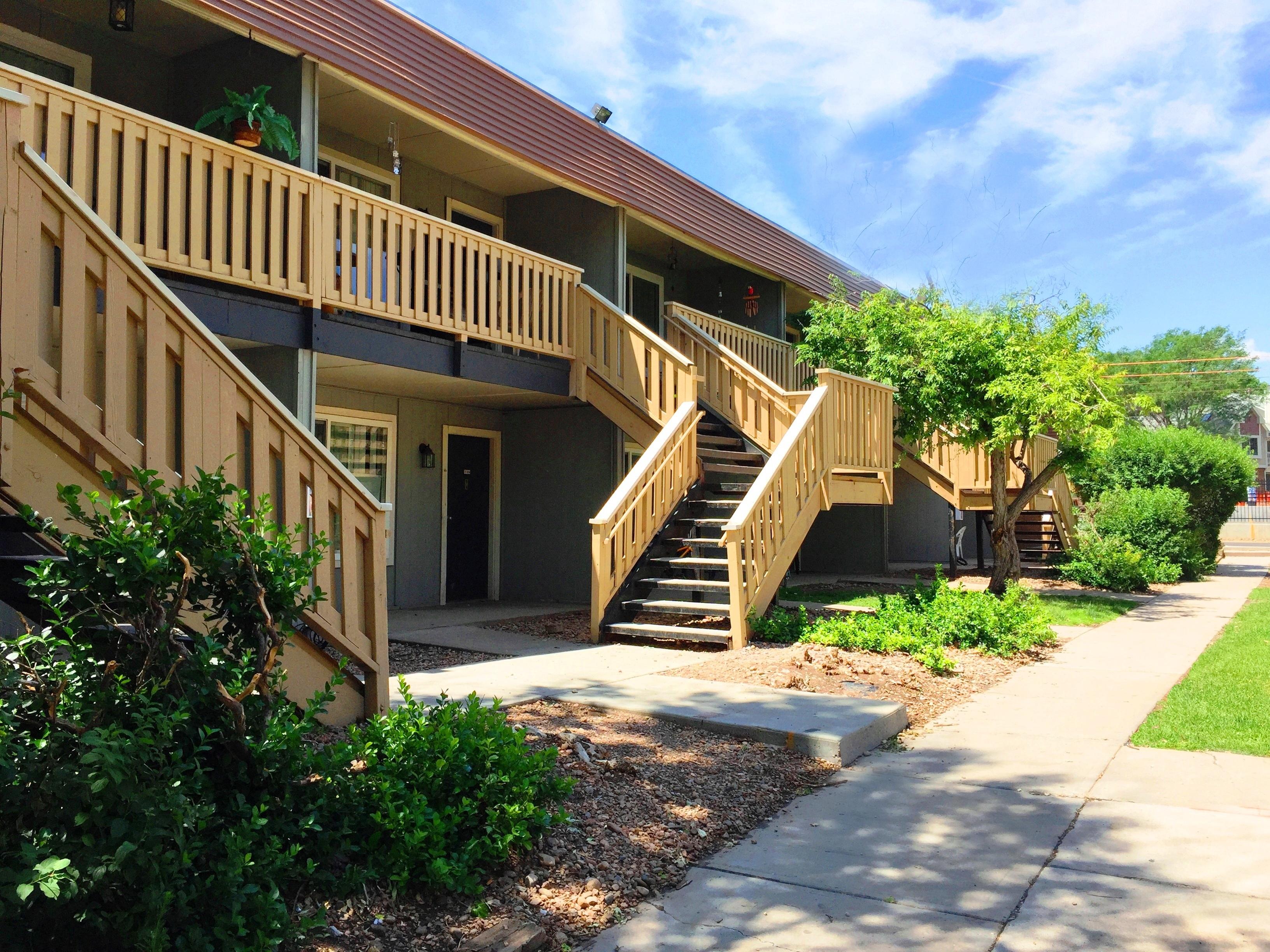 View Photos Landon Park Apartments