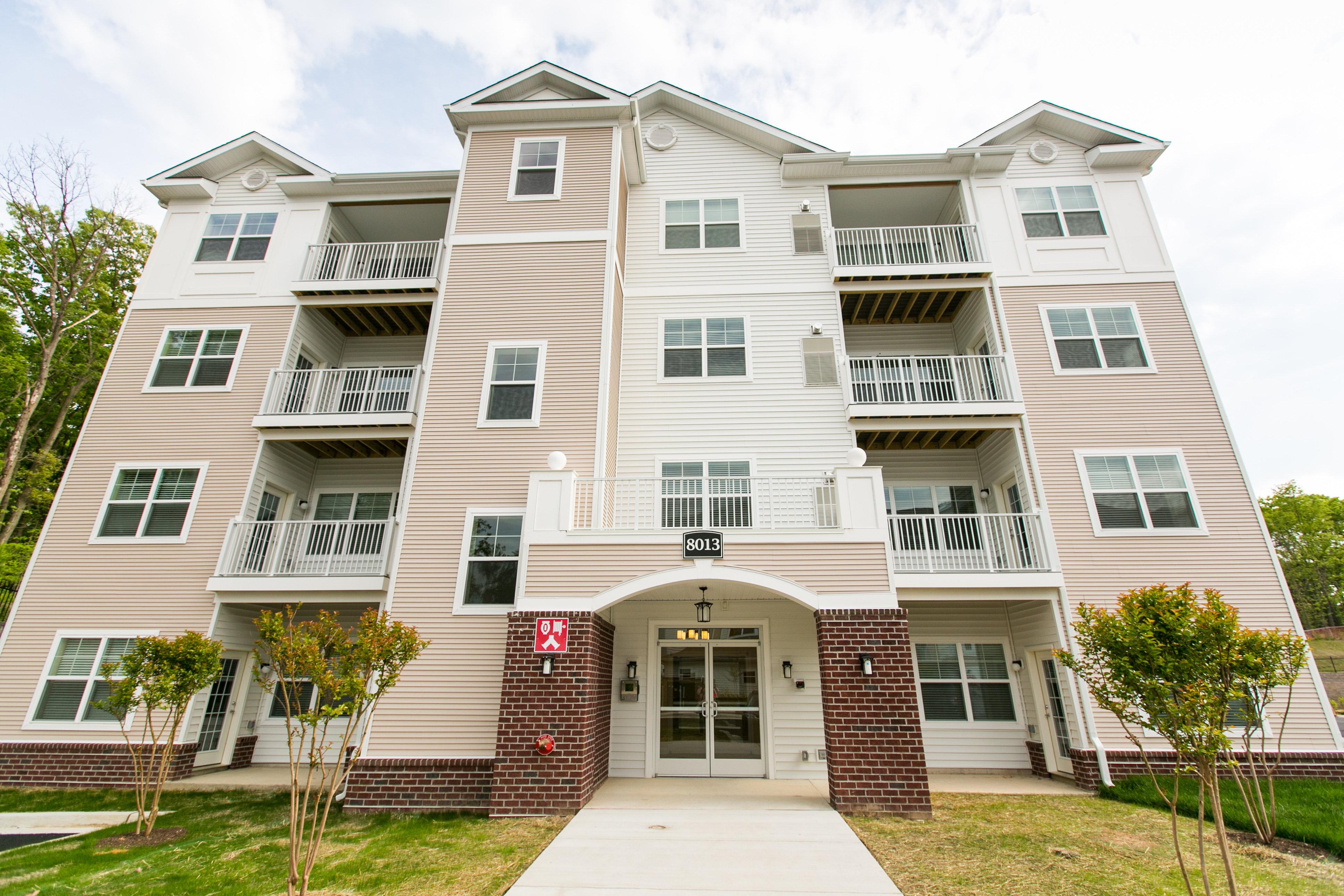 Luxury Apts Near Glen Burnie MD The Reserve at Stoney Creek