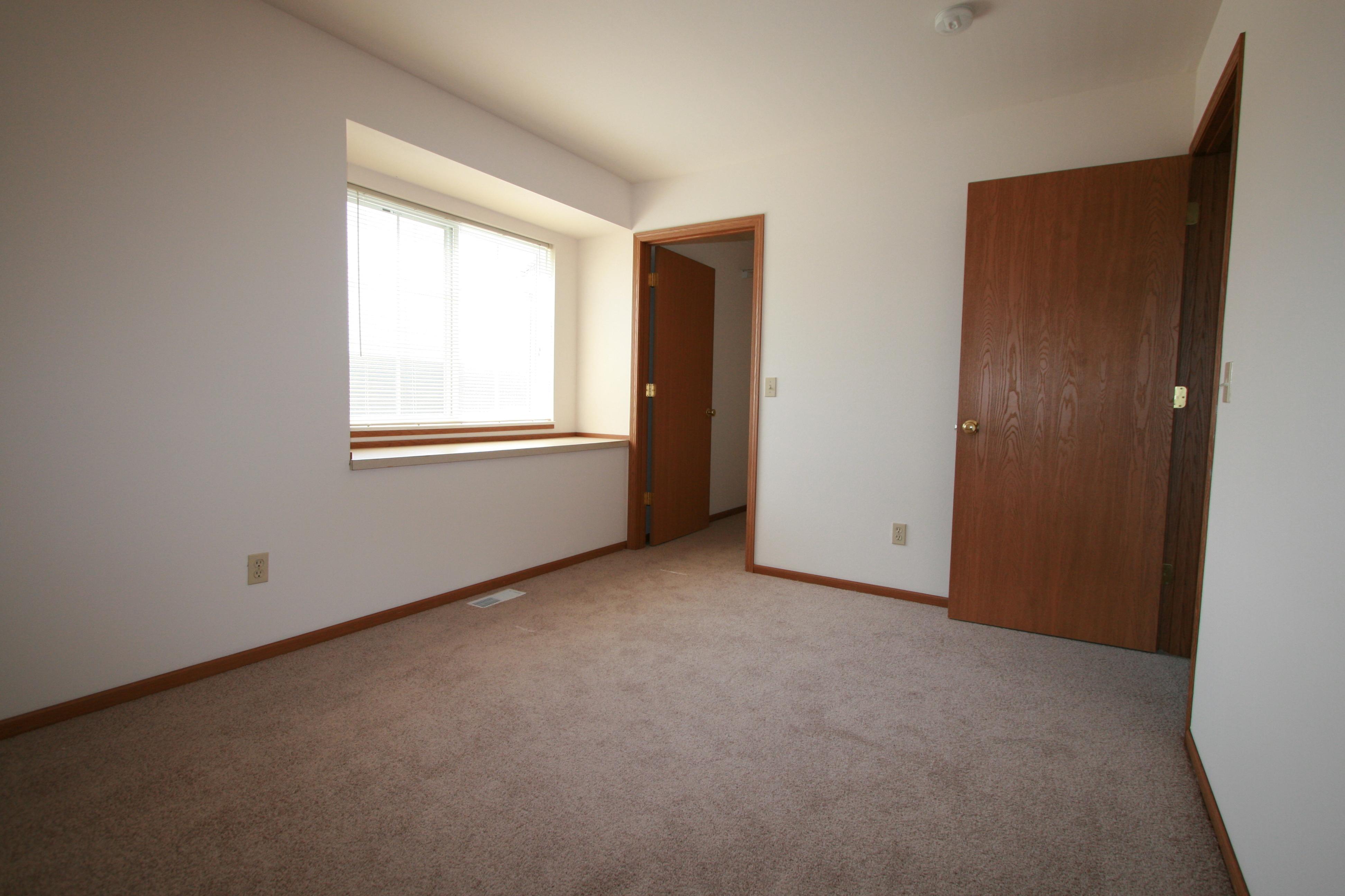 View Photos Meadow Springs Apartments