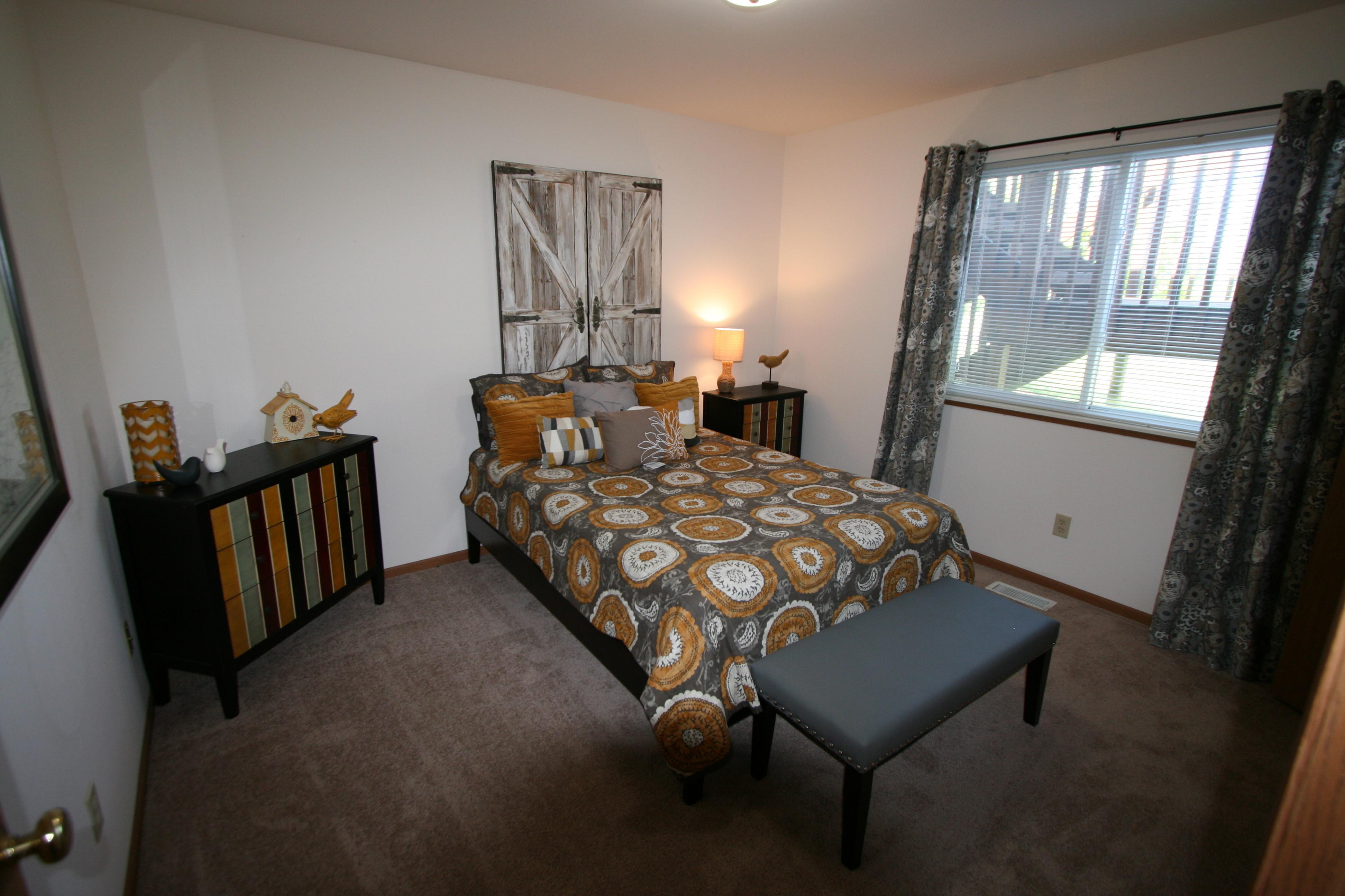 View Photos Meadow Springs Apartments