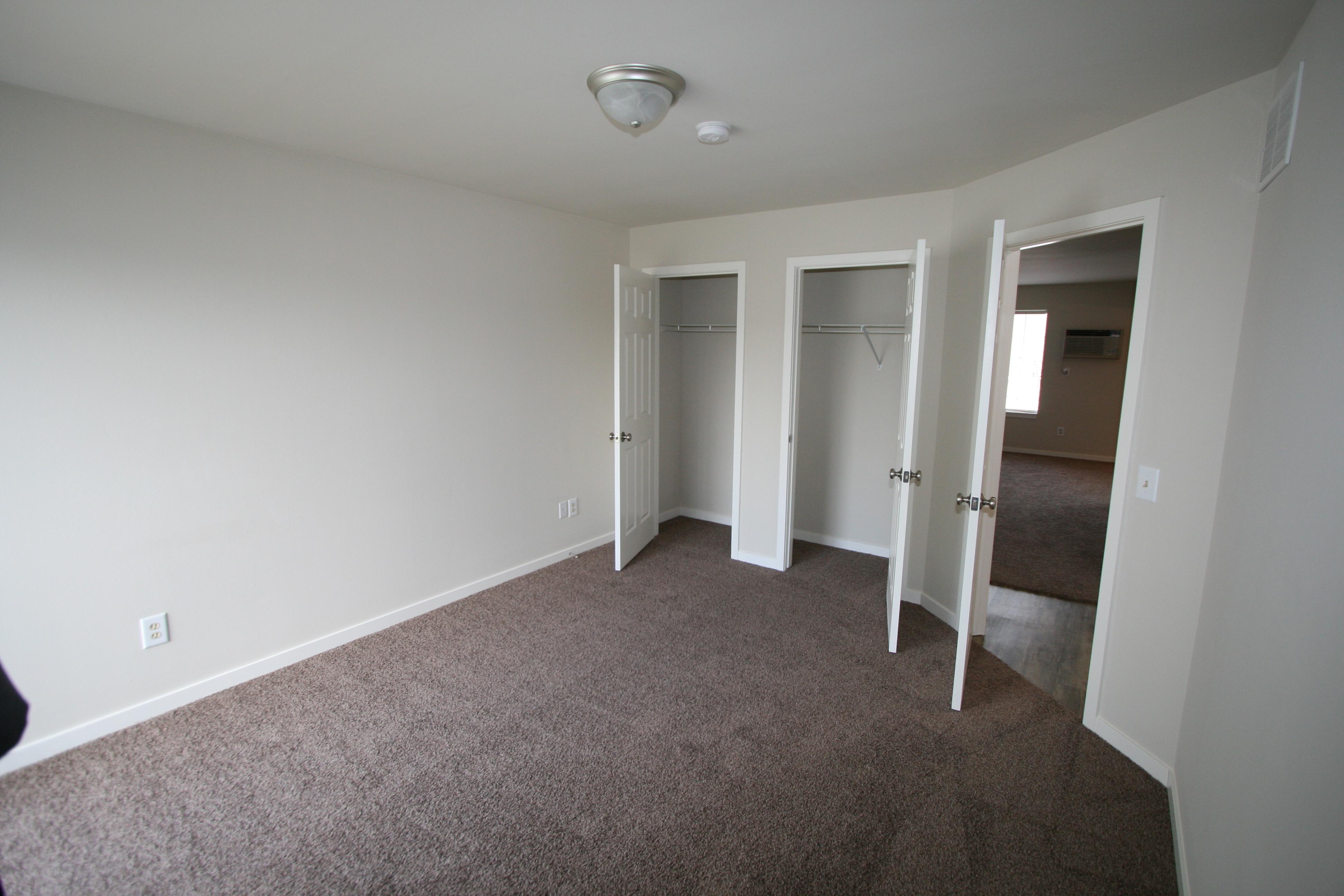 View Photos Bayberry Farms Apartments