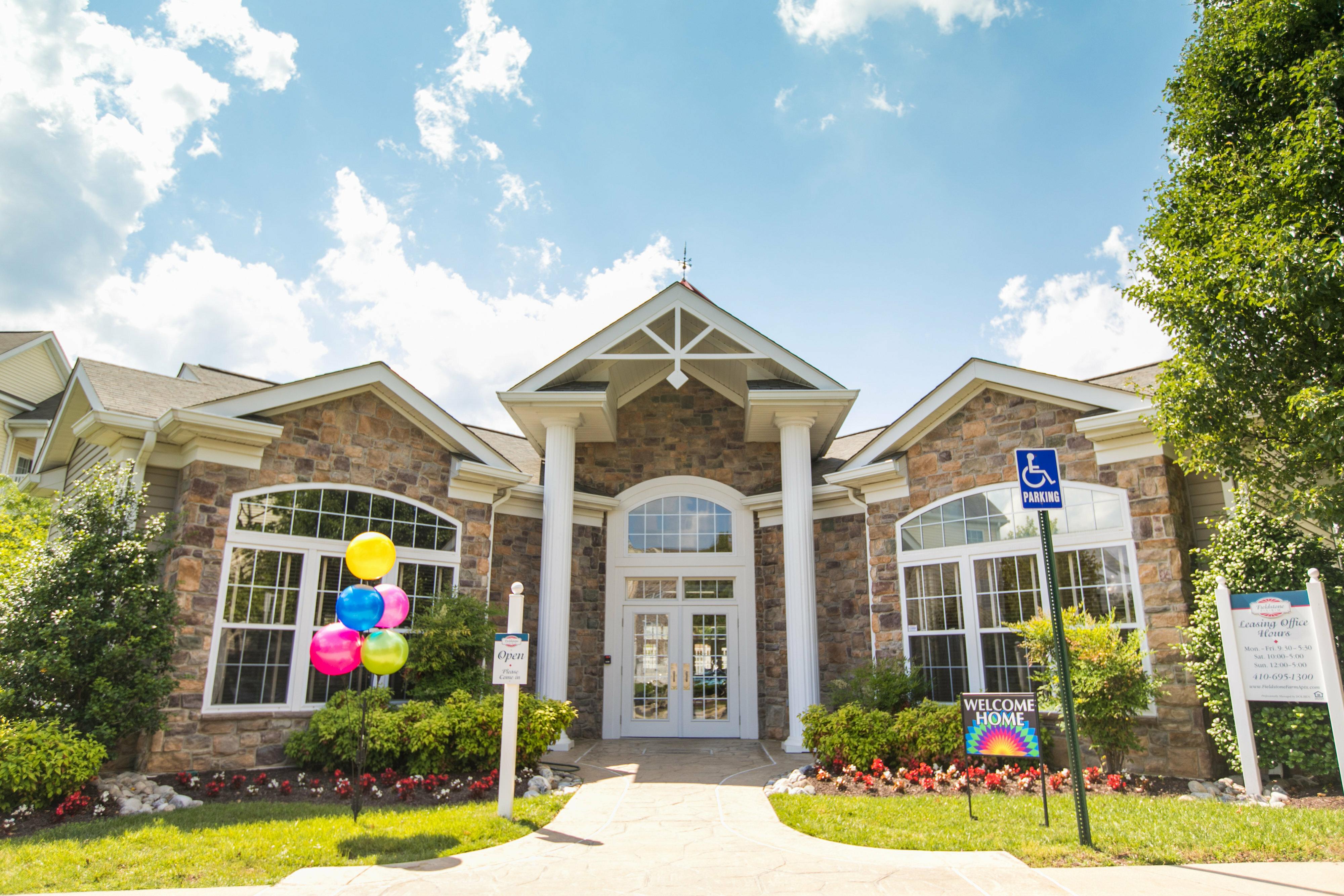 Fieldstone Luxury Apartments