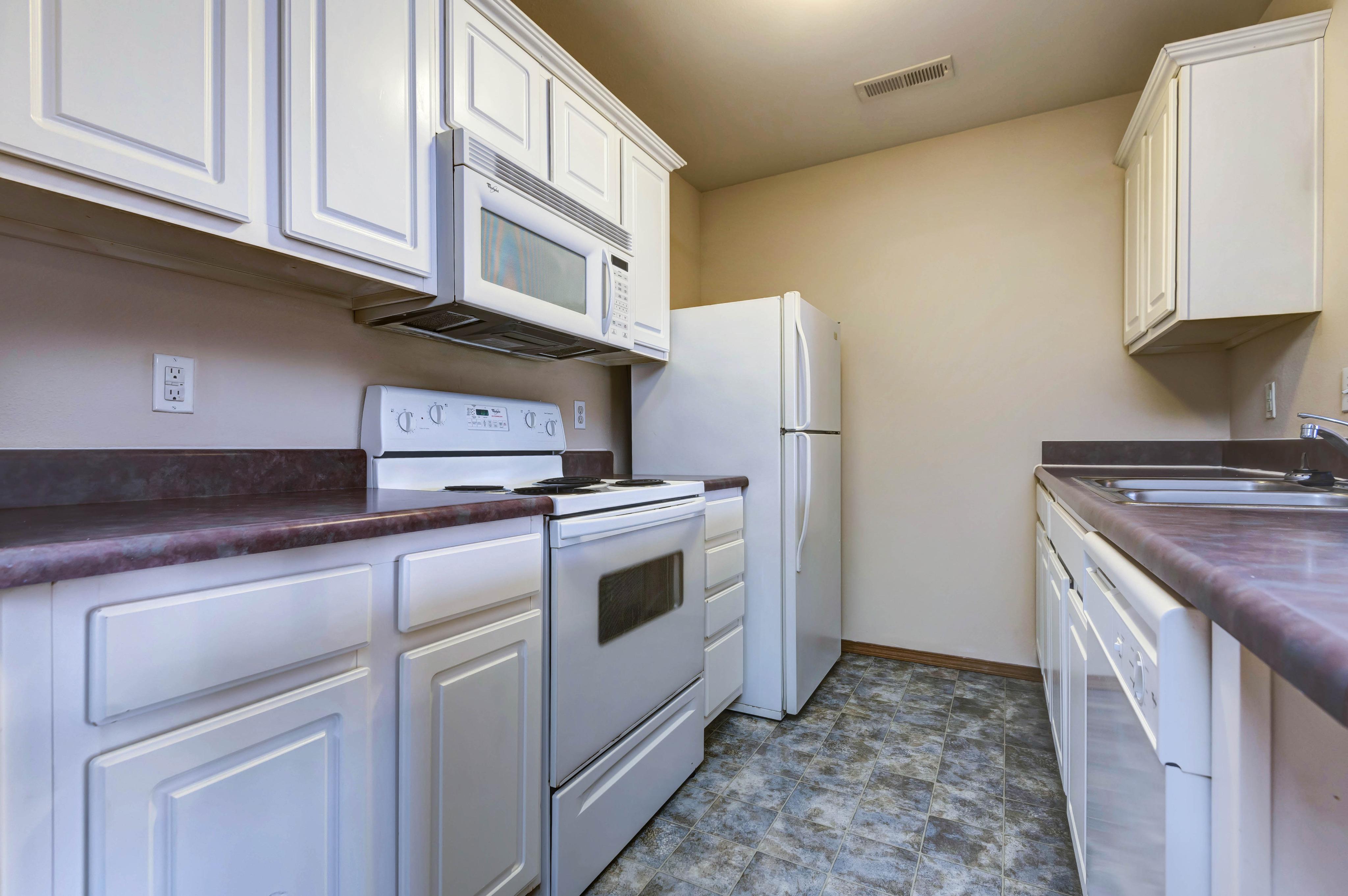 View Photos Cambridge Park Apartments