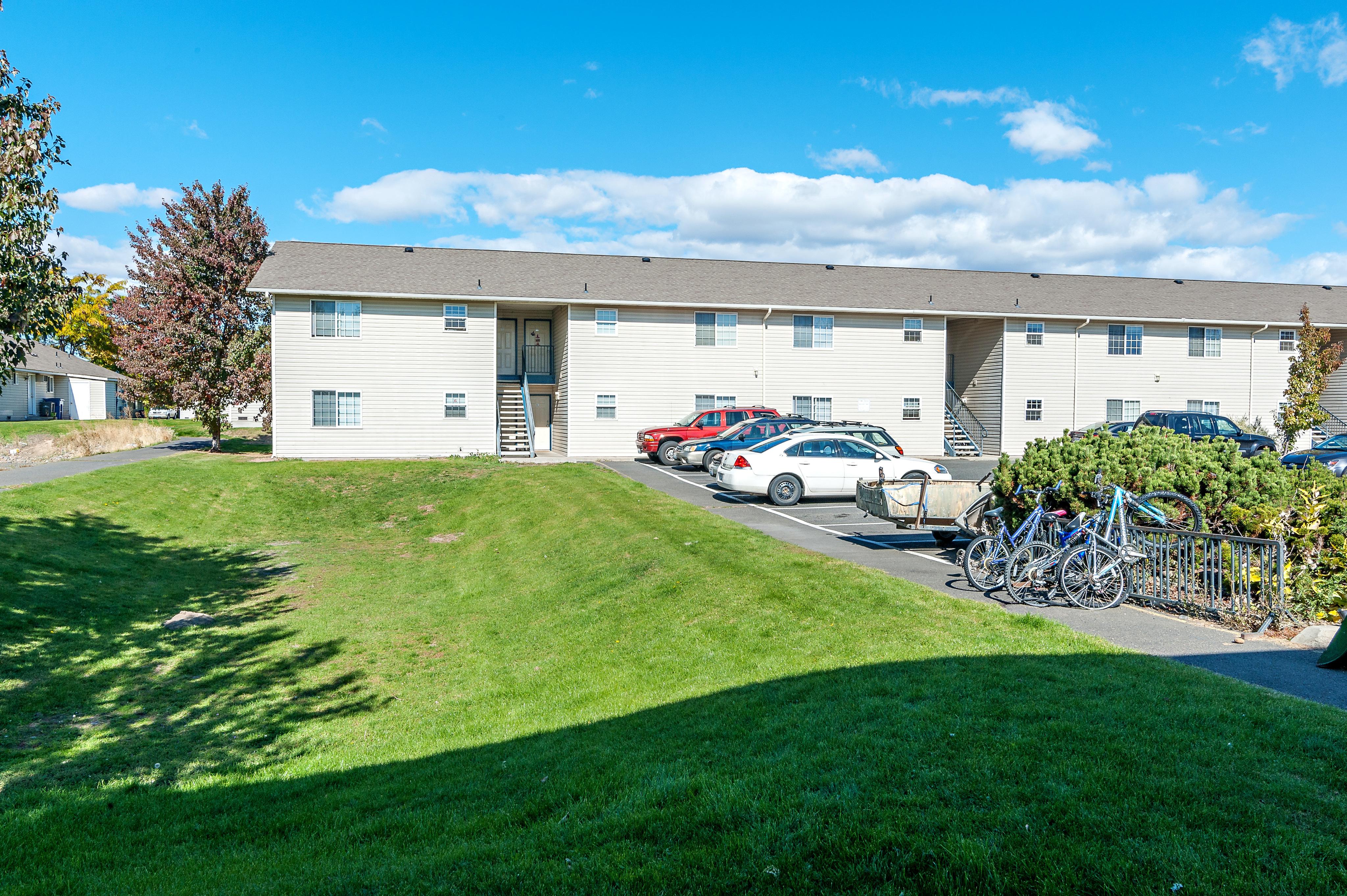 Apartments in Ellensburg WA Near CWU | 1, 2, & 3 Bedrooms for Rent