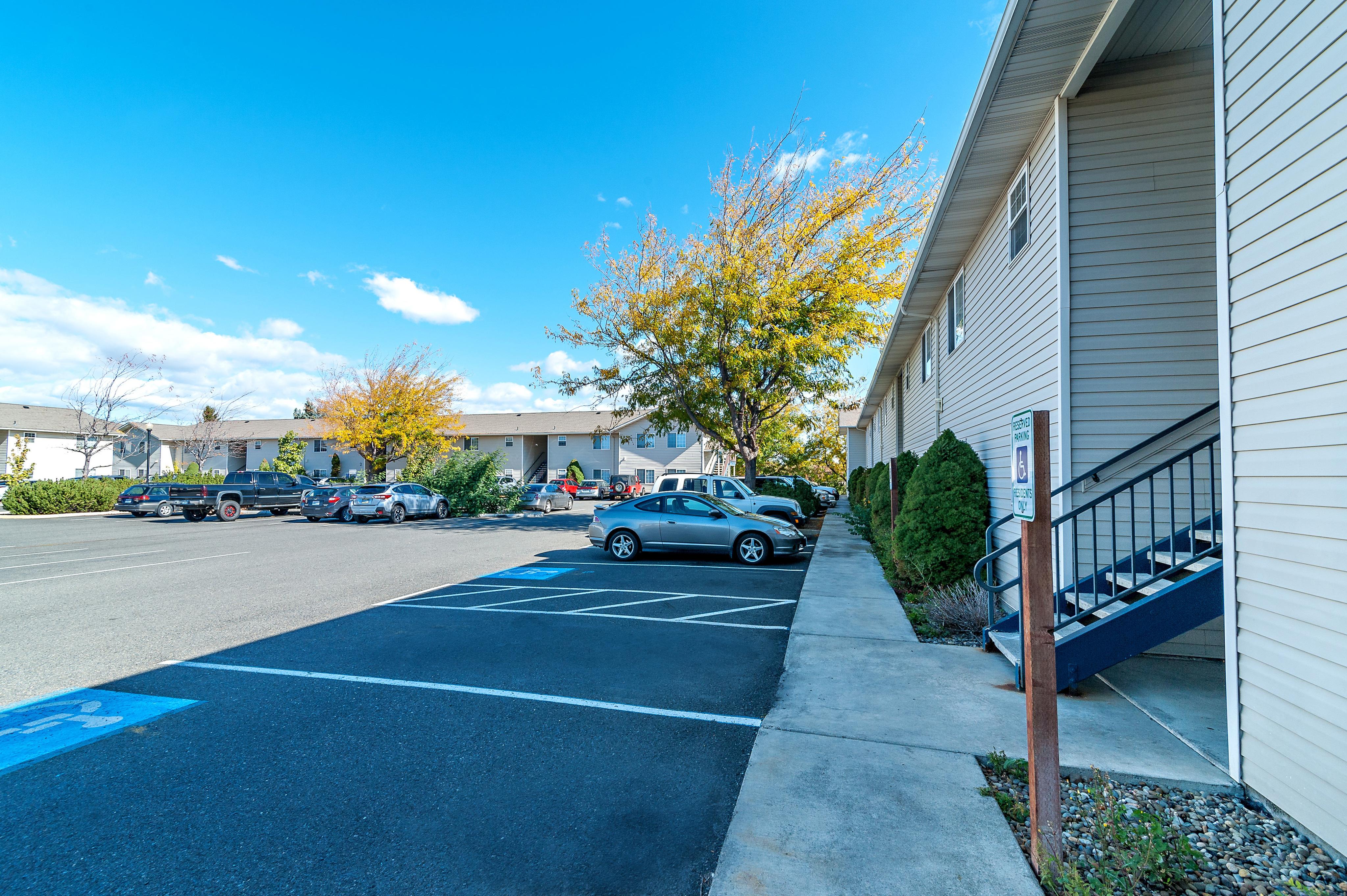 Apartments in Ellensburg WA Near CWU 1, 2, & 3 Bedrooms for Rent