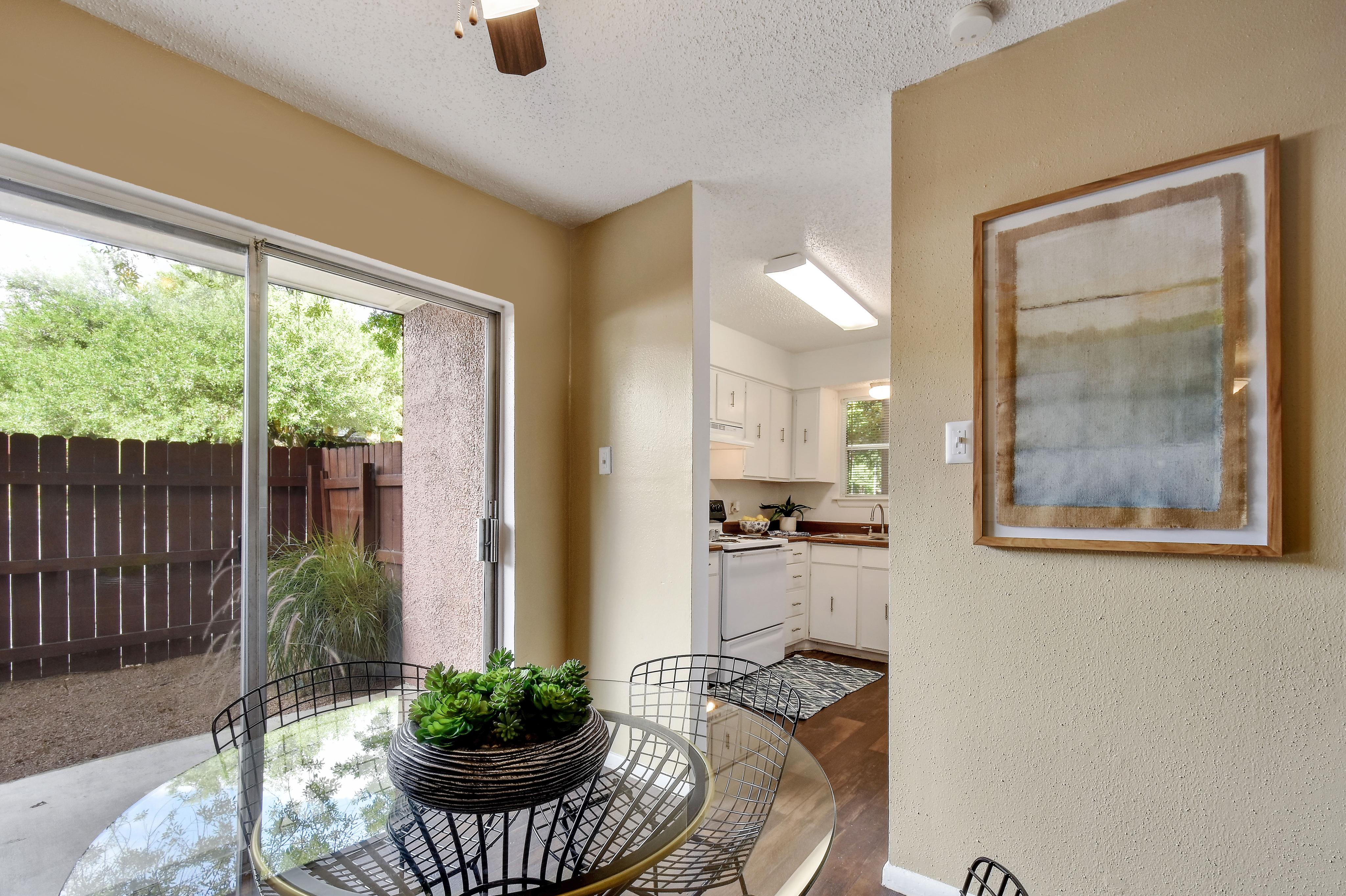 Our Photo Gallery Hunter's Glen Apartments