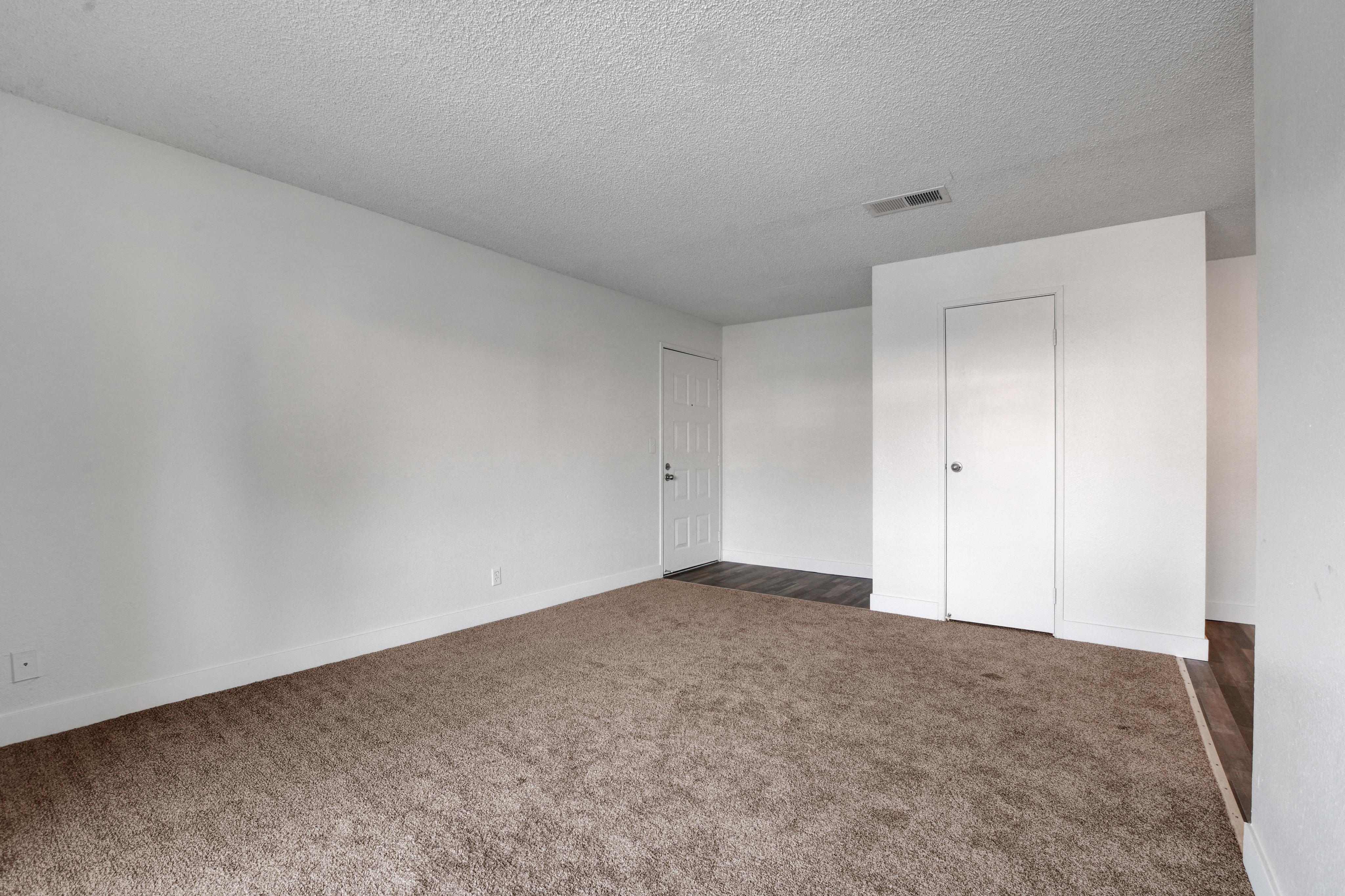 View Photos Sundance Village Apartments