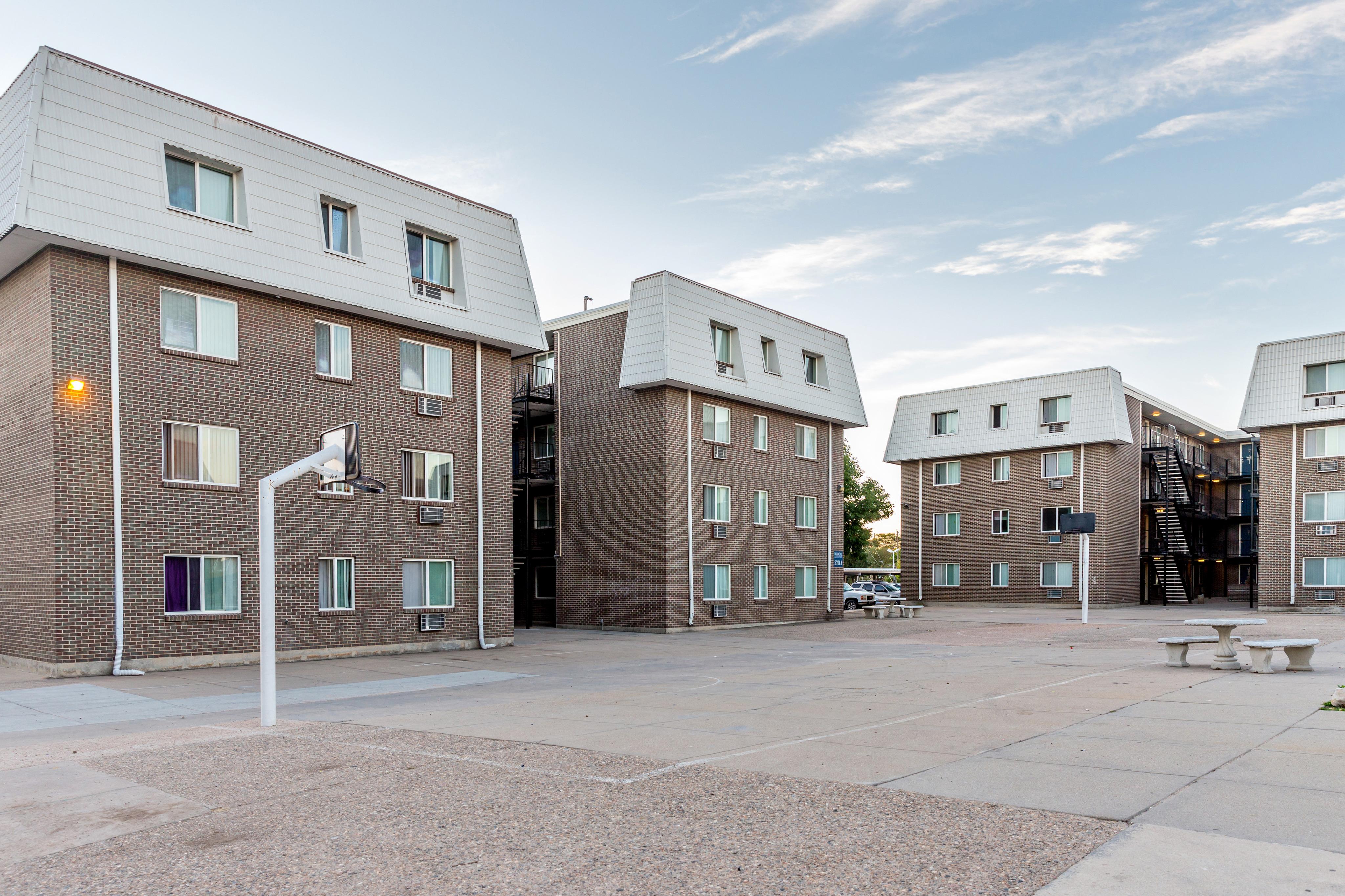 View Photos | Hidden Lake Apartments