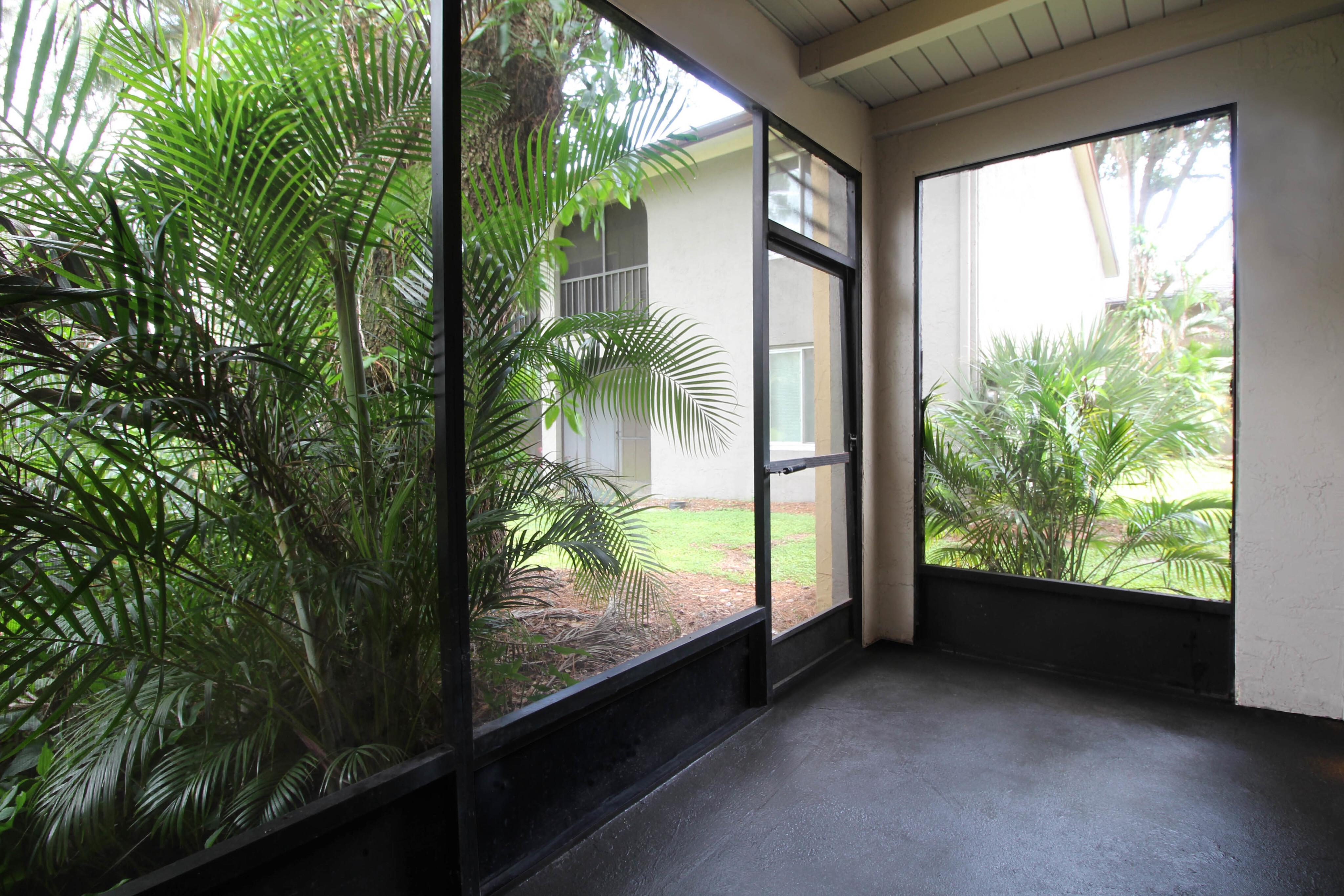 View Photos & Take A Virtual Tour | River View Apartments, LLC