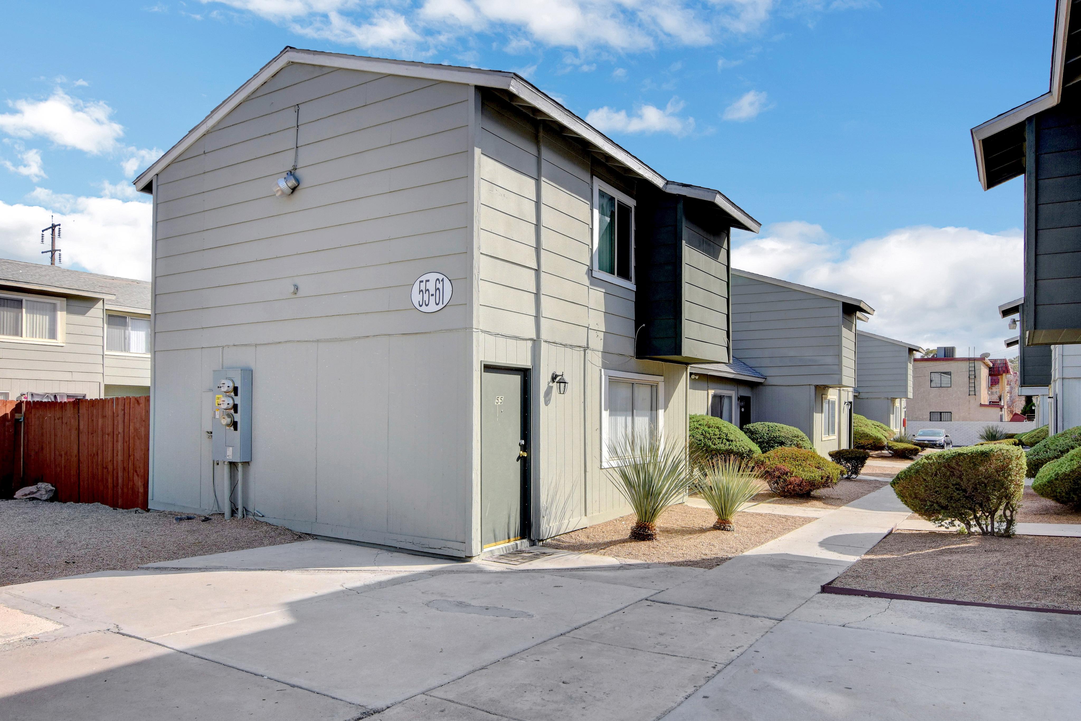 View Photos Green Tree Apartments