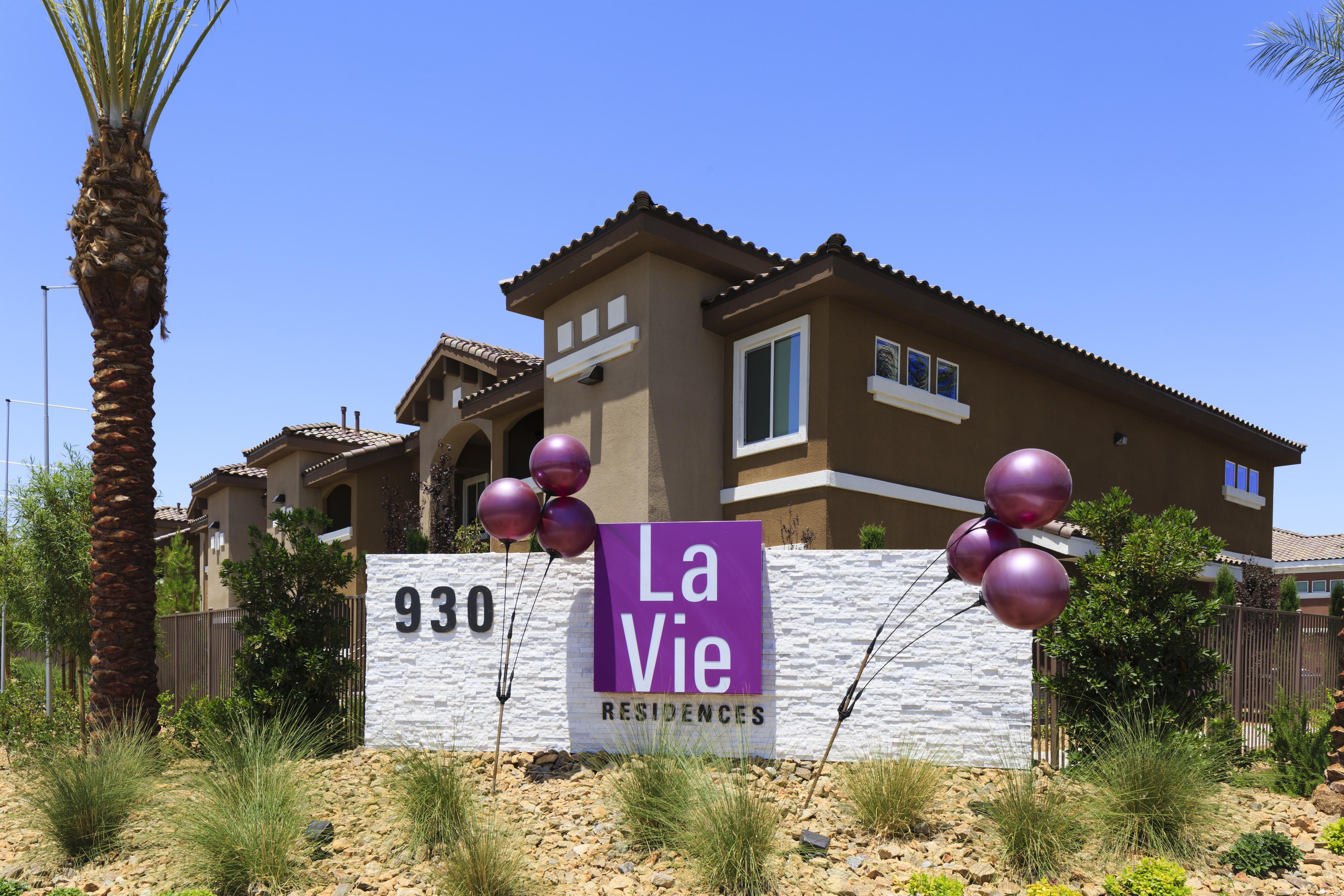 View Photos La Vie Apartments