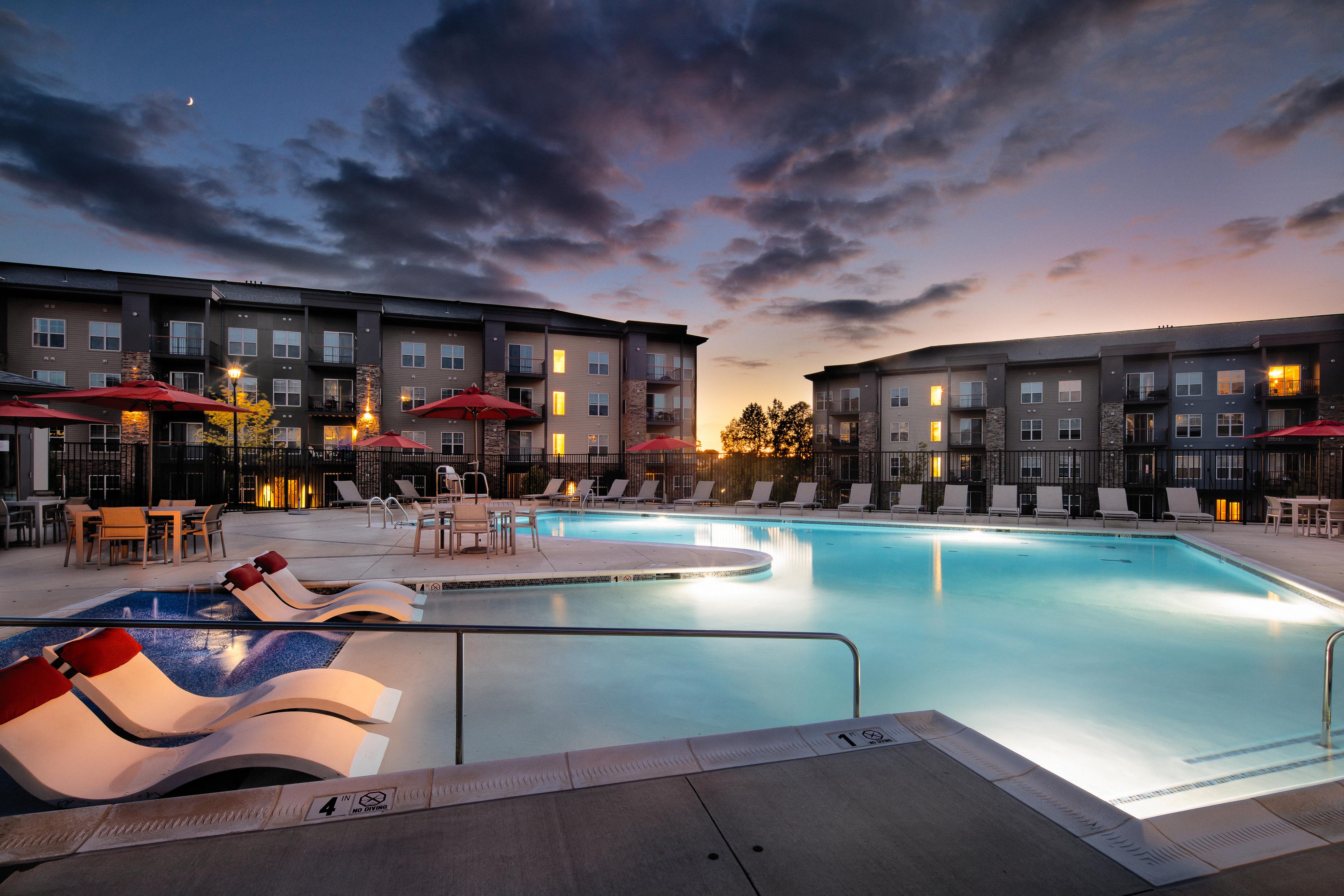 Overlook at Franklin Square Luxury Apartments In Baltimore, MD