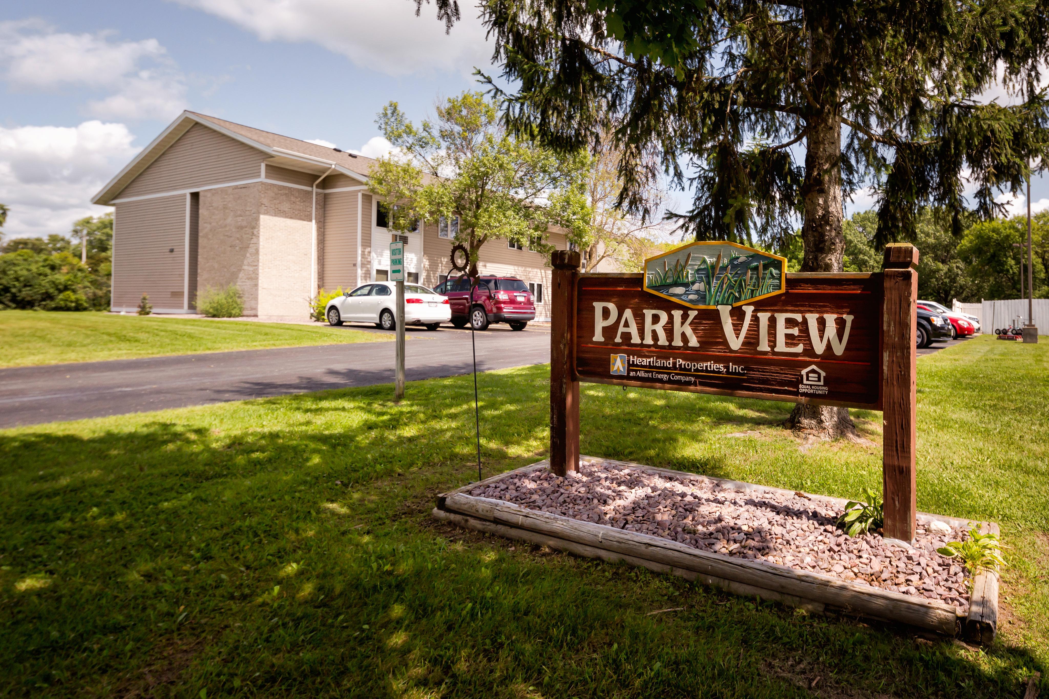 View Photos Pardeeville Parkview I