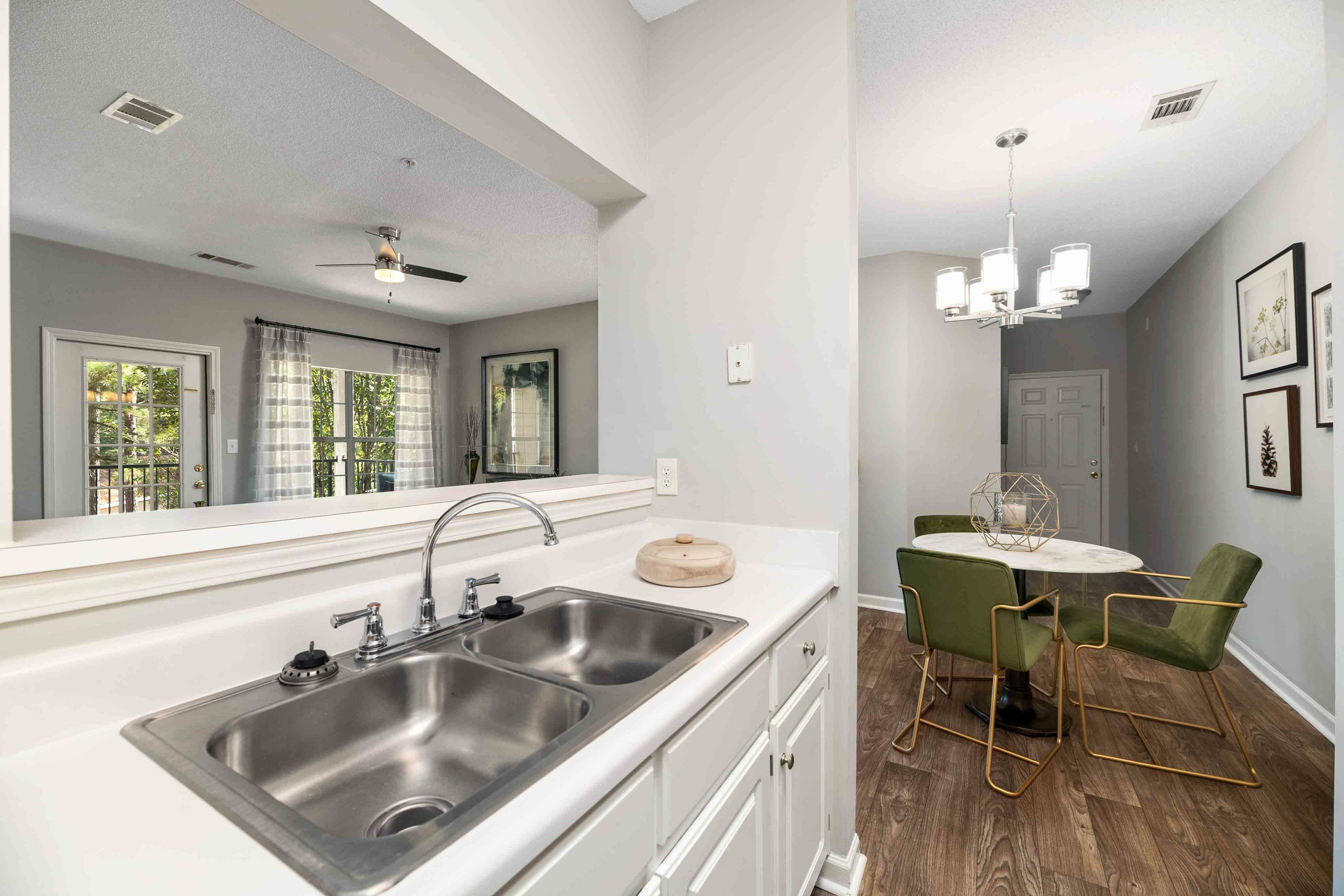 Walden Pond Apartments Everett