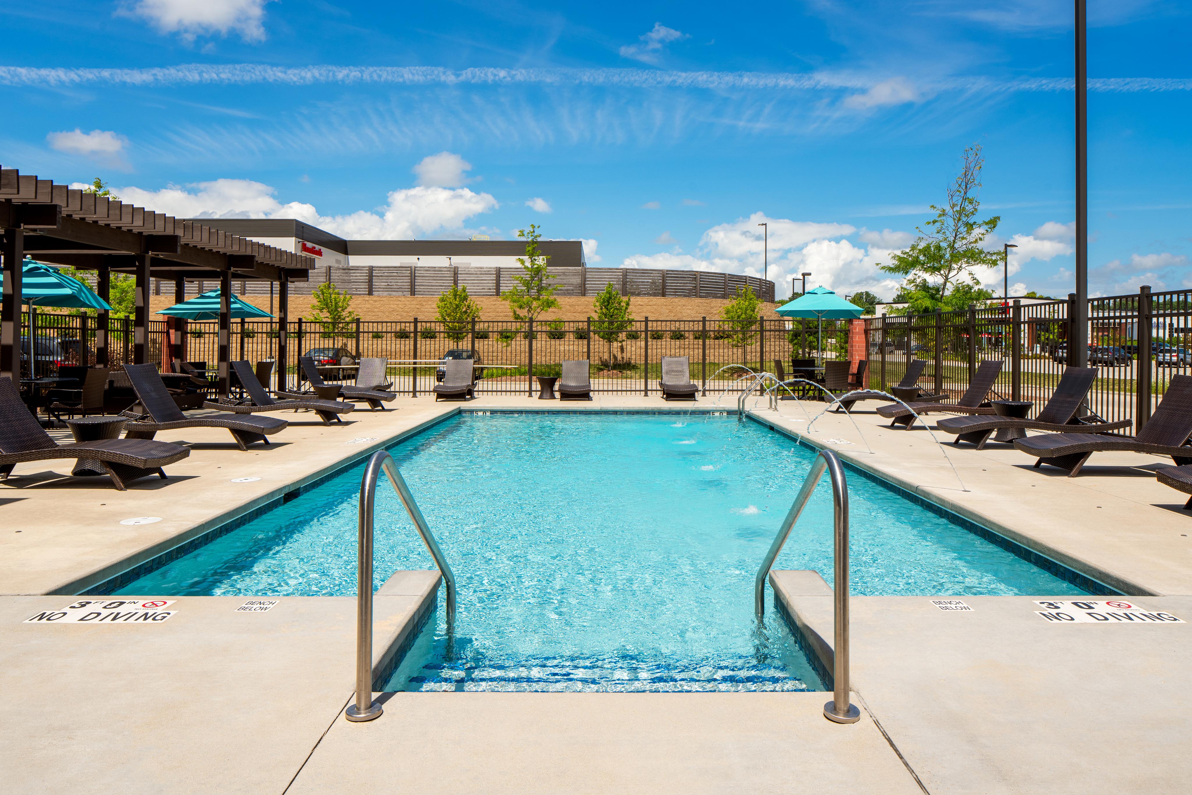 Photo Gallery & Tour The Junction