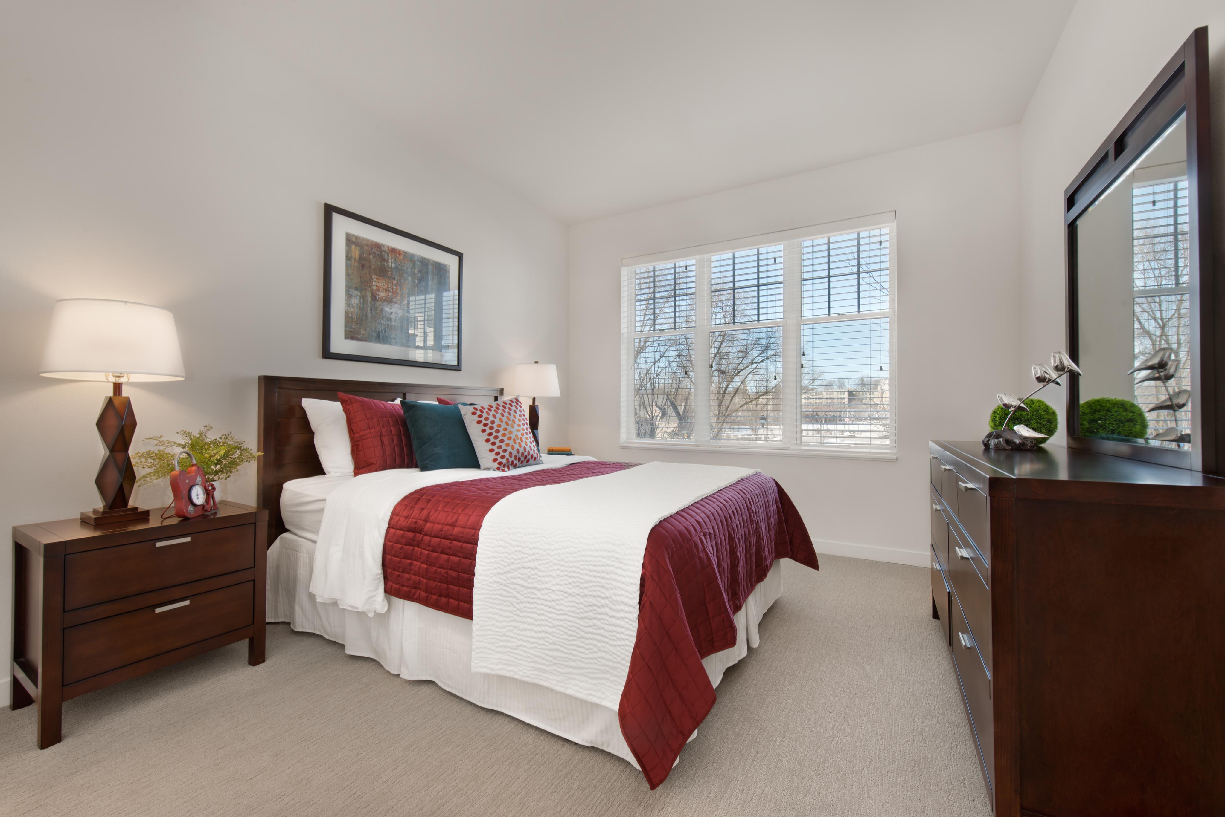 View Photos Wells Street Station