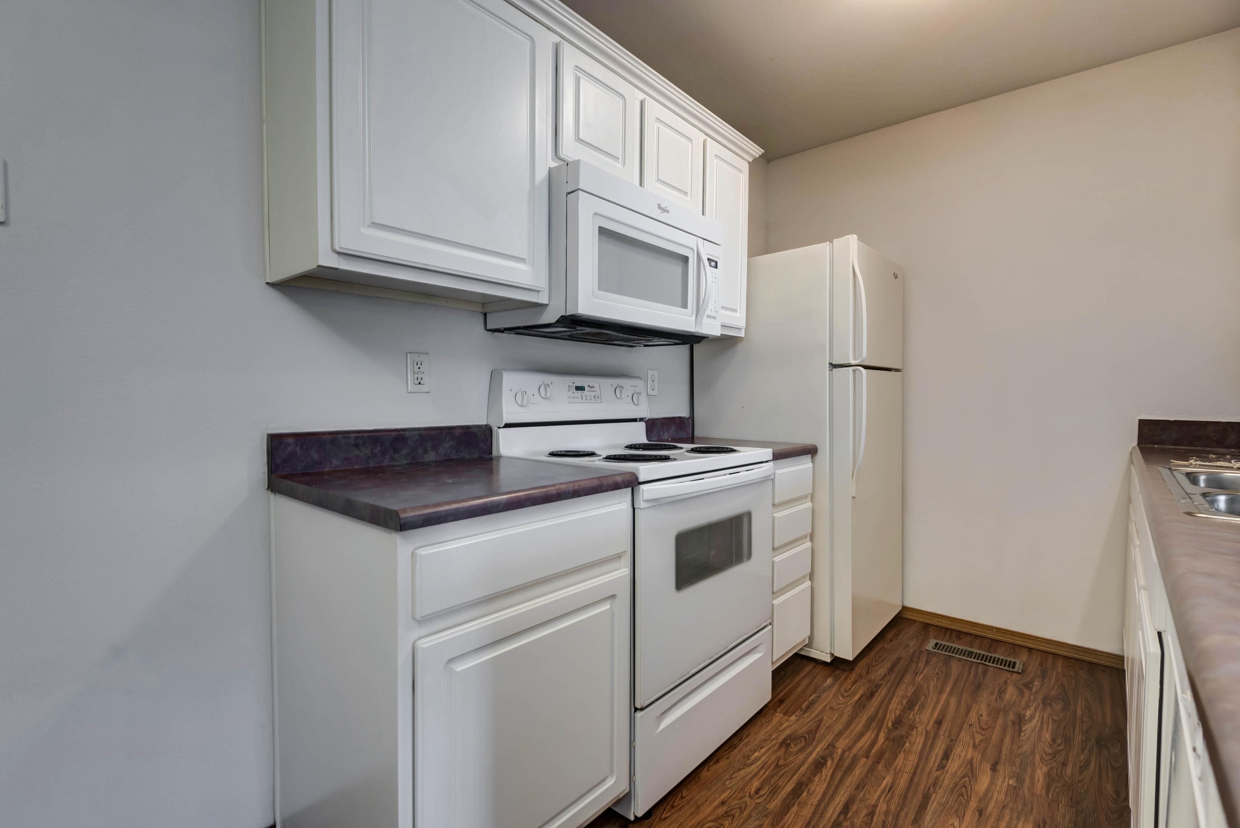 View Photos Cambridge Park Apartments