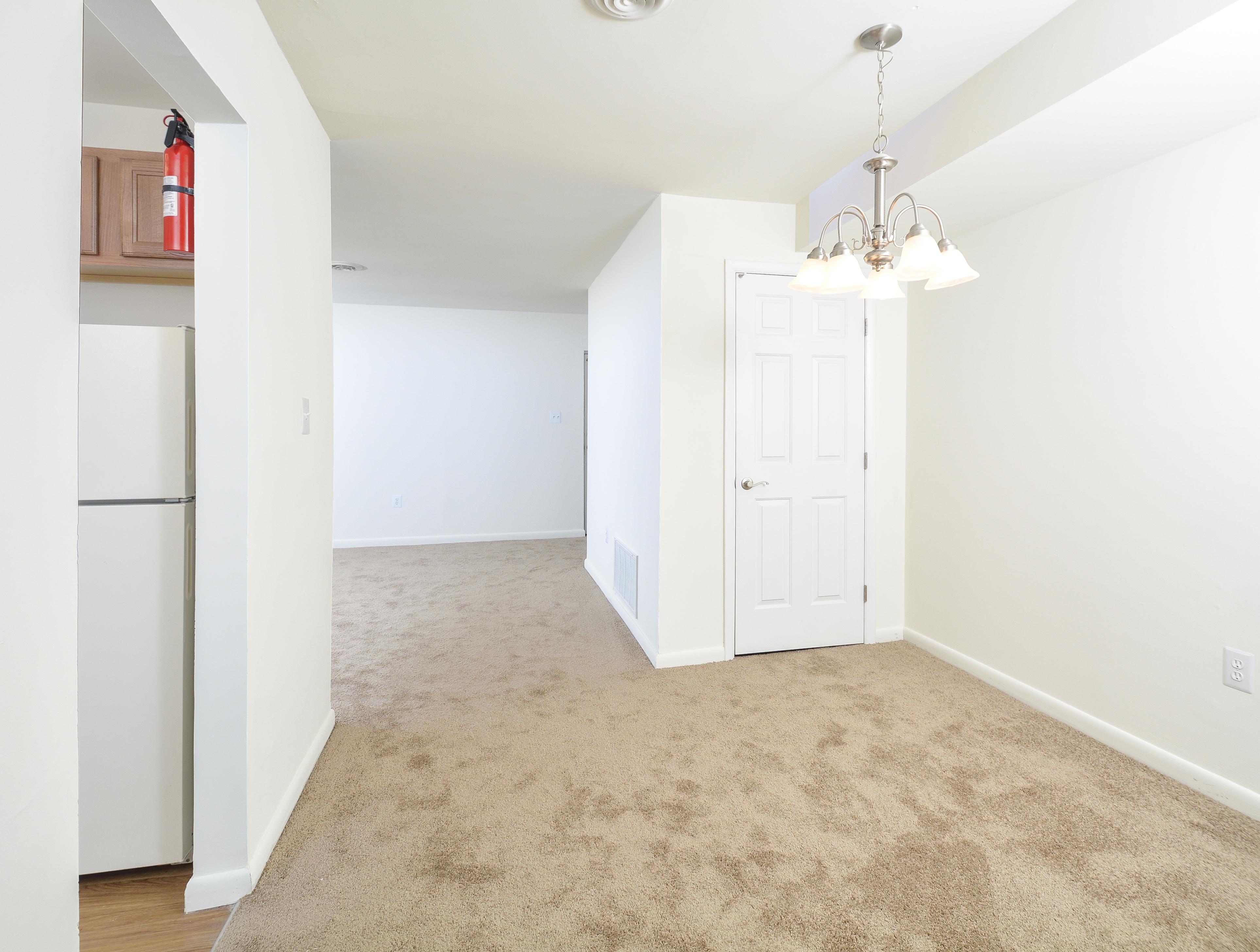 Apartment in Newark DE Photos of Glen Eagle Village Apartments