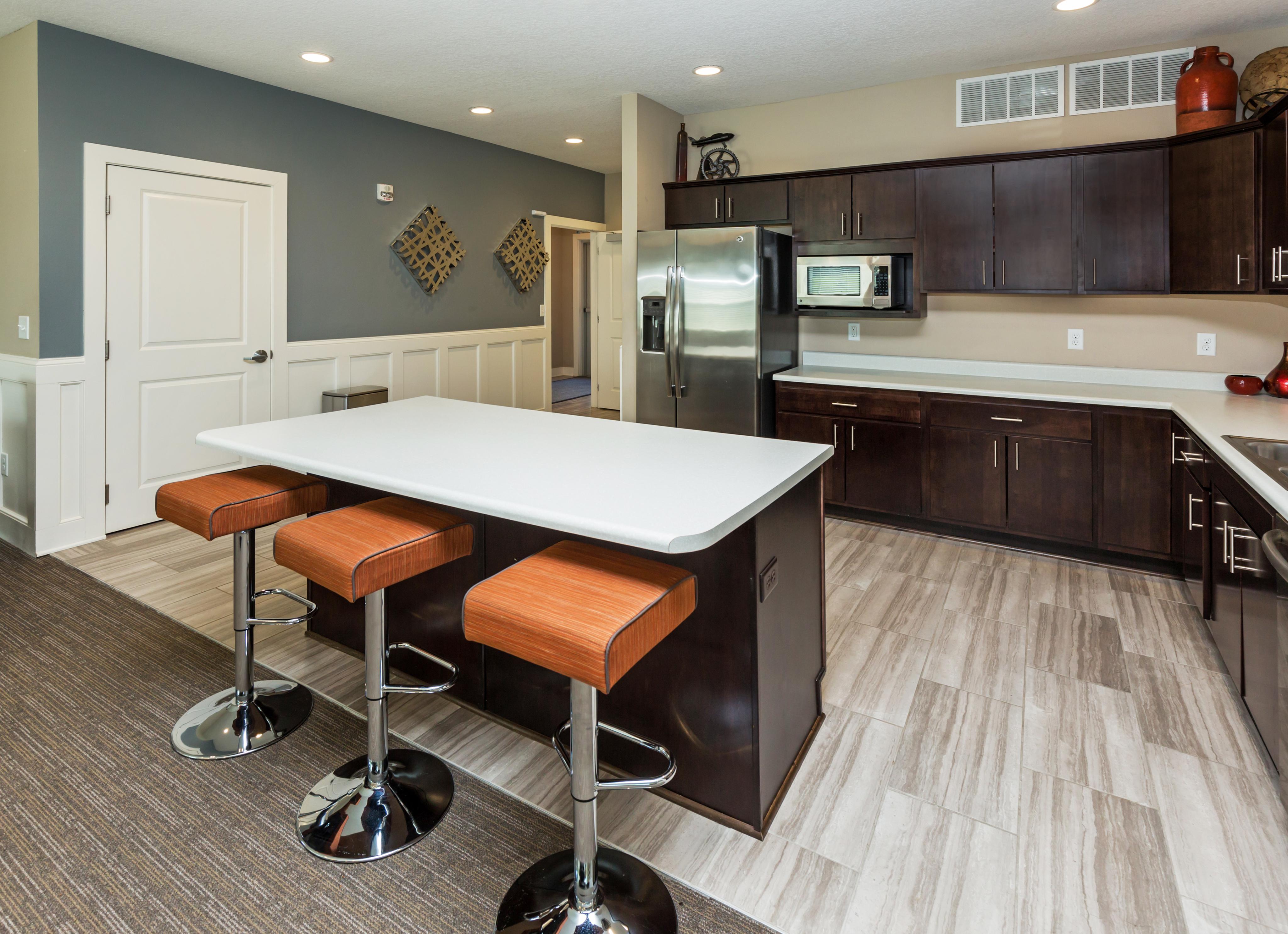 Photos & Video Tours Stonegate Crossing