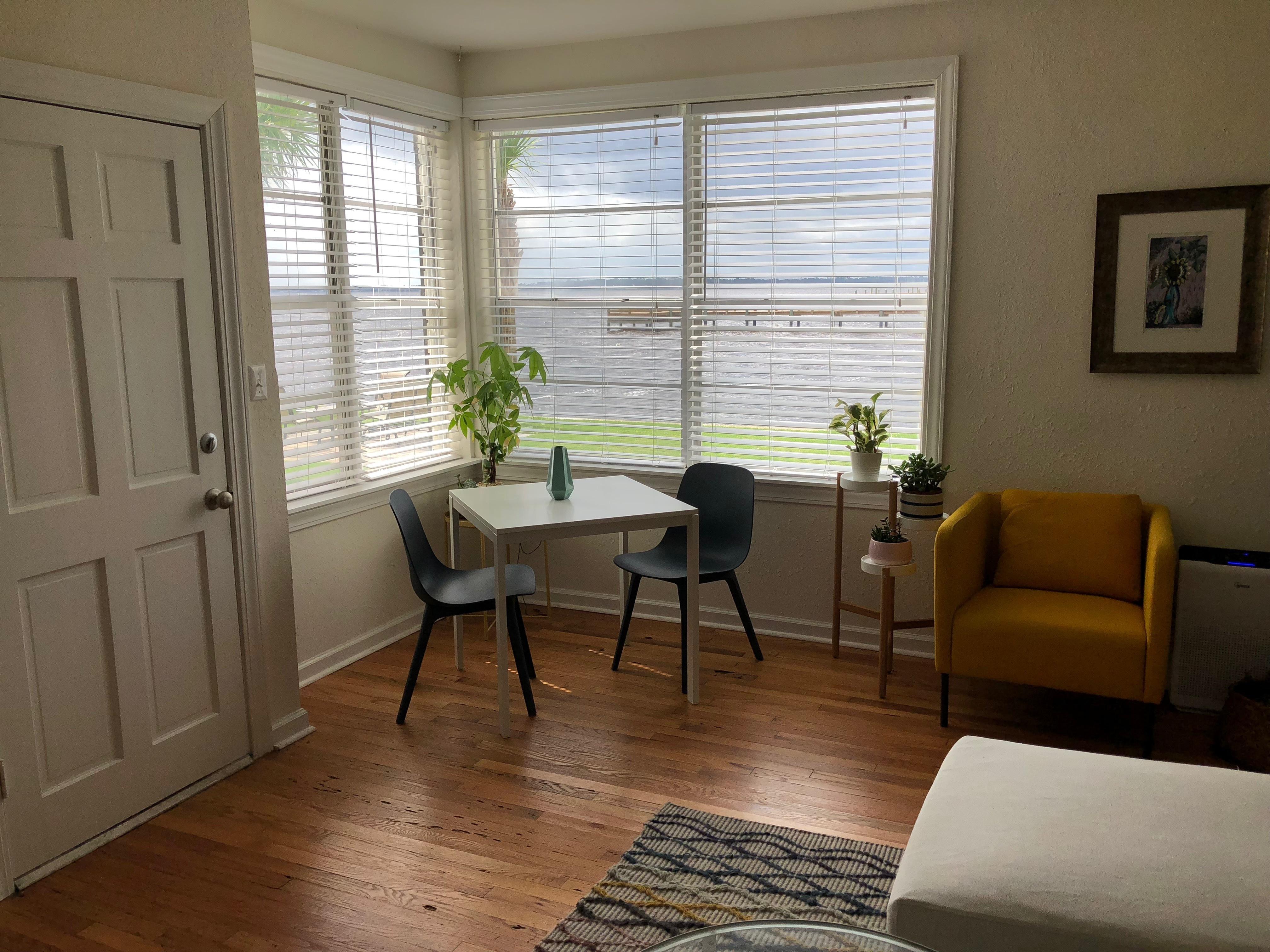 View Photos Riviera Park Apartments & Townhomes