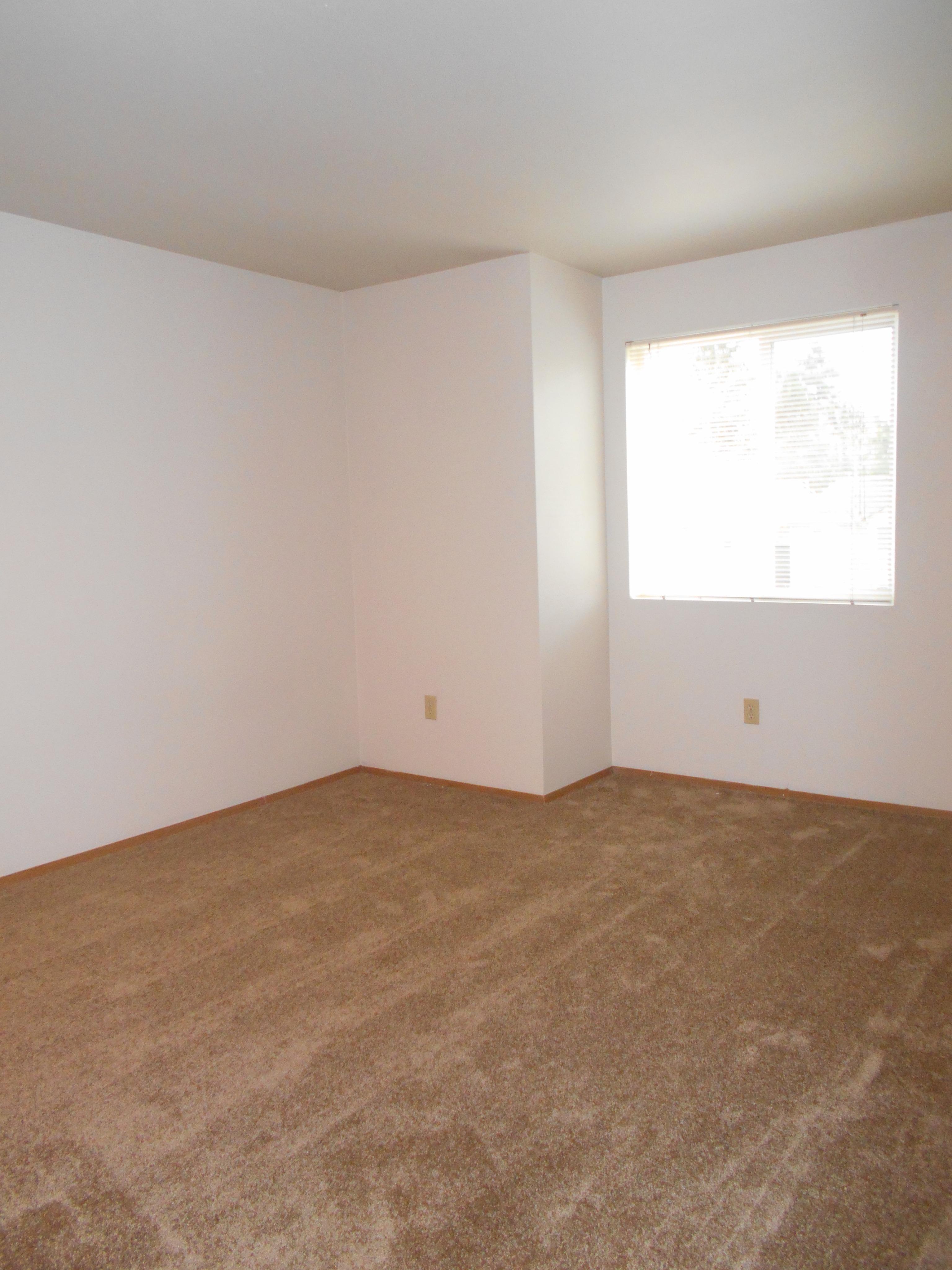 View Photos THE LEXINGTON APARTMENTS