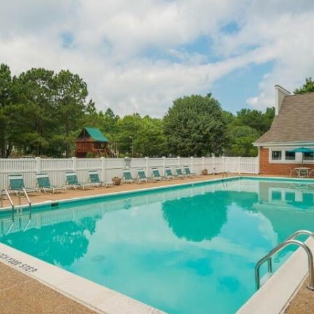 NORTH CHESTERFIELD VA Apartment Rentals | Cross Creek Apartments