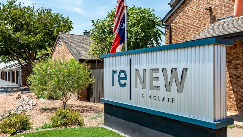 Photo Gallery | ReNew Sinclair Apartments | Midland, TX