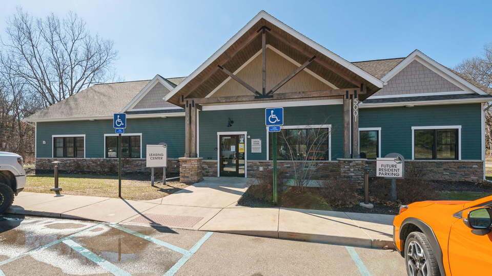 Community Photos ReNew Woodlake Apartment Homes for Rent in Wyoming