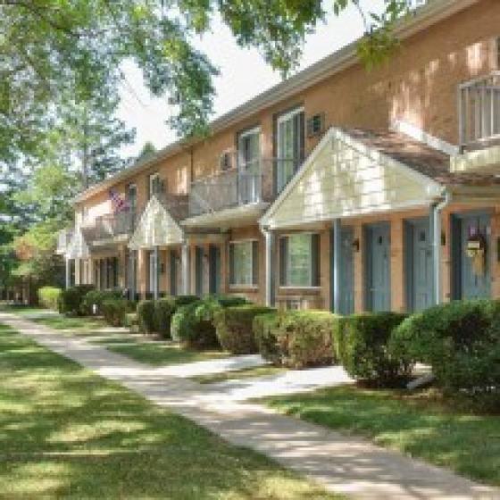 Contact Independence Crossing Apartments