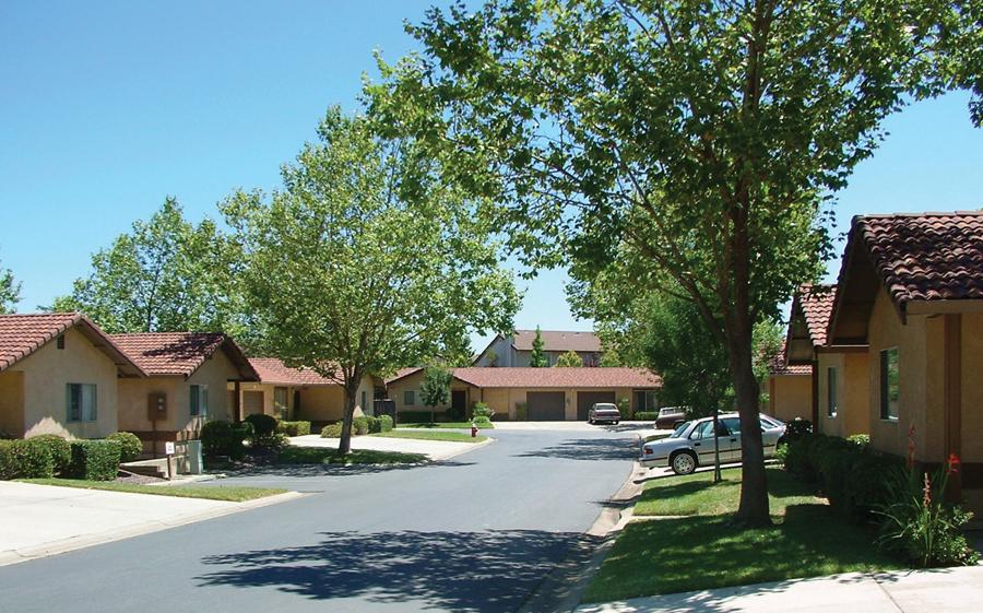 2 Bed Apartments - Check Availability Redding Hilltop Village Prop