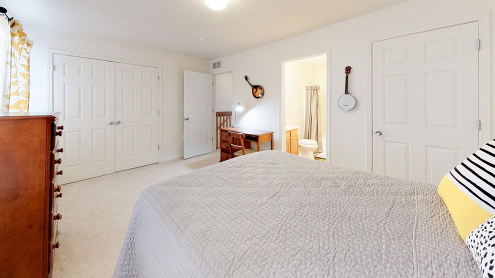 Gallery Student Apartments in Allendale Canvas Townhomes