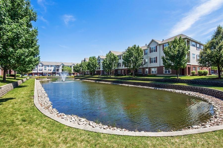 Naperville IL Apartment Rentals Railway Plaza Luxury Apartments in
