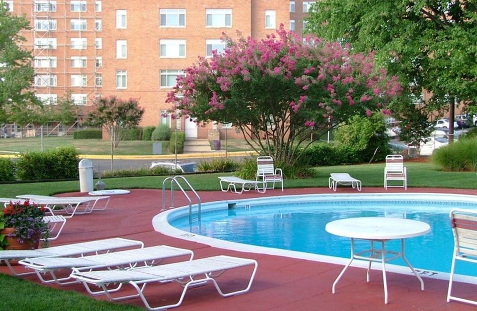 View Photos Dorchester Apartments