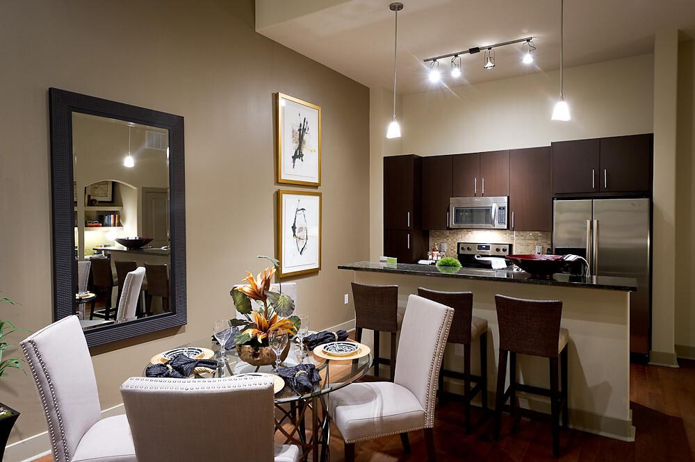 Luxury Apartments in West University Houston Hanover